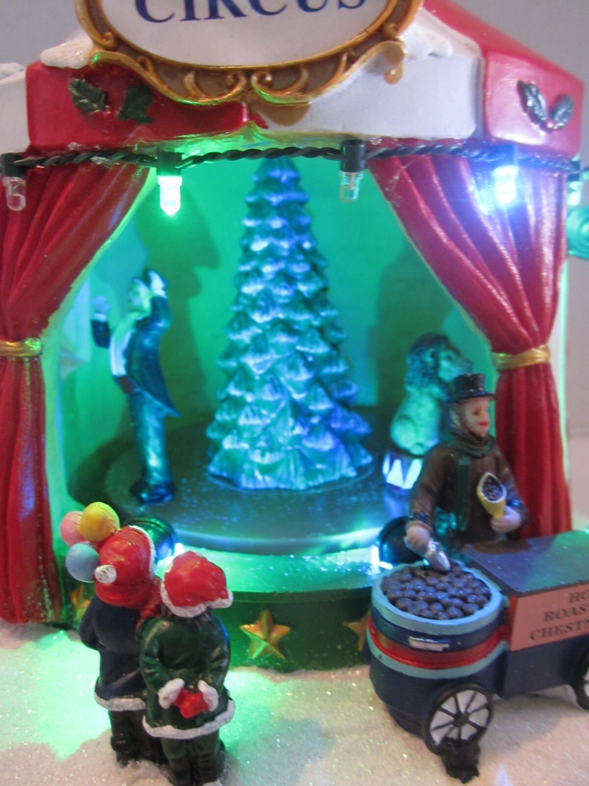 St. Nicholas Square CIRCUS Tent Illuminated Light & Motion. Holiday Village