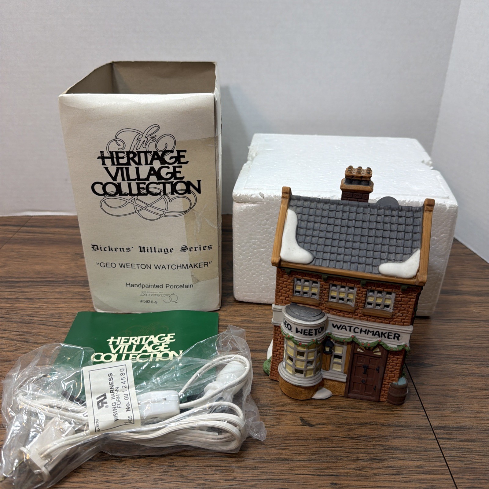 DEPT56 Geo Weeton Watchmaker Heritage Village Collection #5926-9 w/ Box & Light