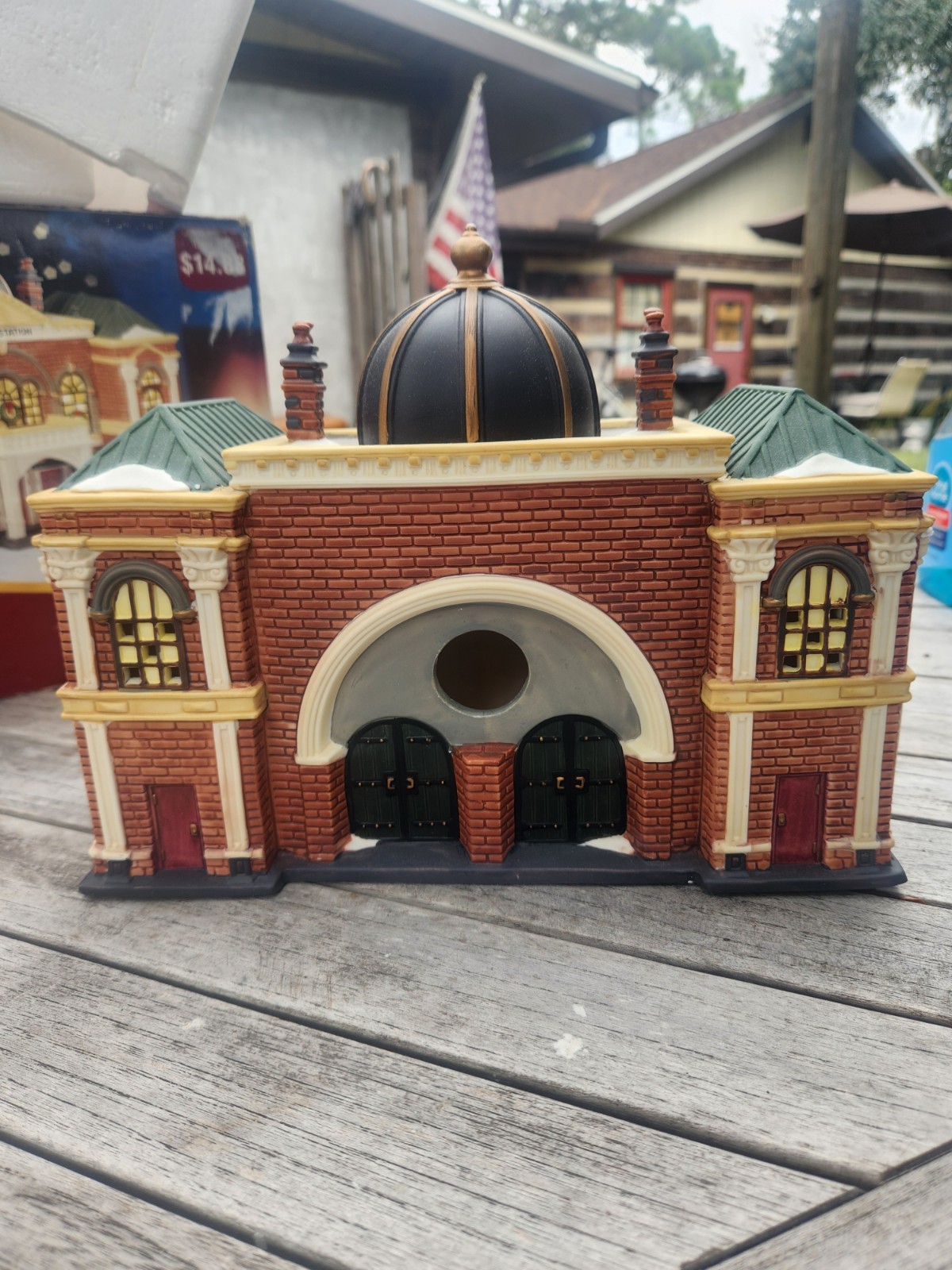 HOLIDAY TIME TRAIN STATION 2005 VICTORIAN COLLECTION WORKS PERFECTLY