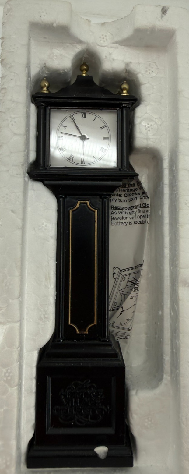 Department 56 Heritage Village Town Clock Handpainted Metal Accessory