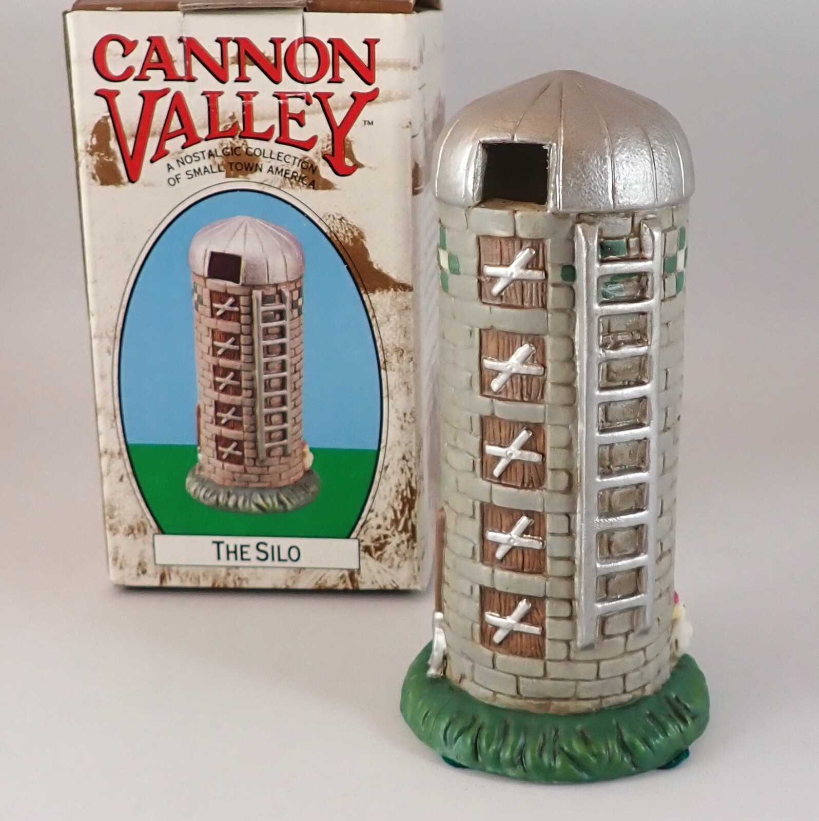 Cannon Valley The Silo Midwest of Cannon Falls NOS Porcelain Farm Accessory