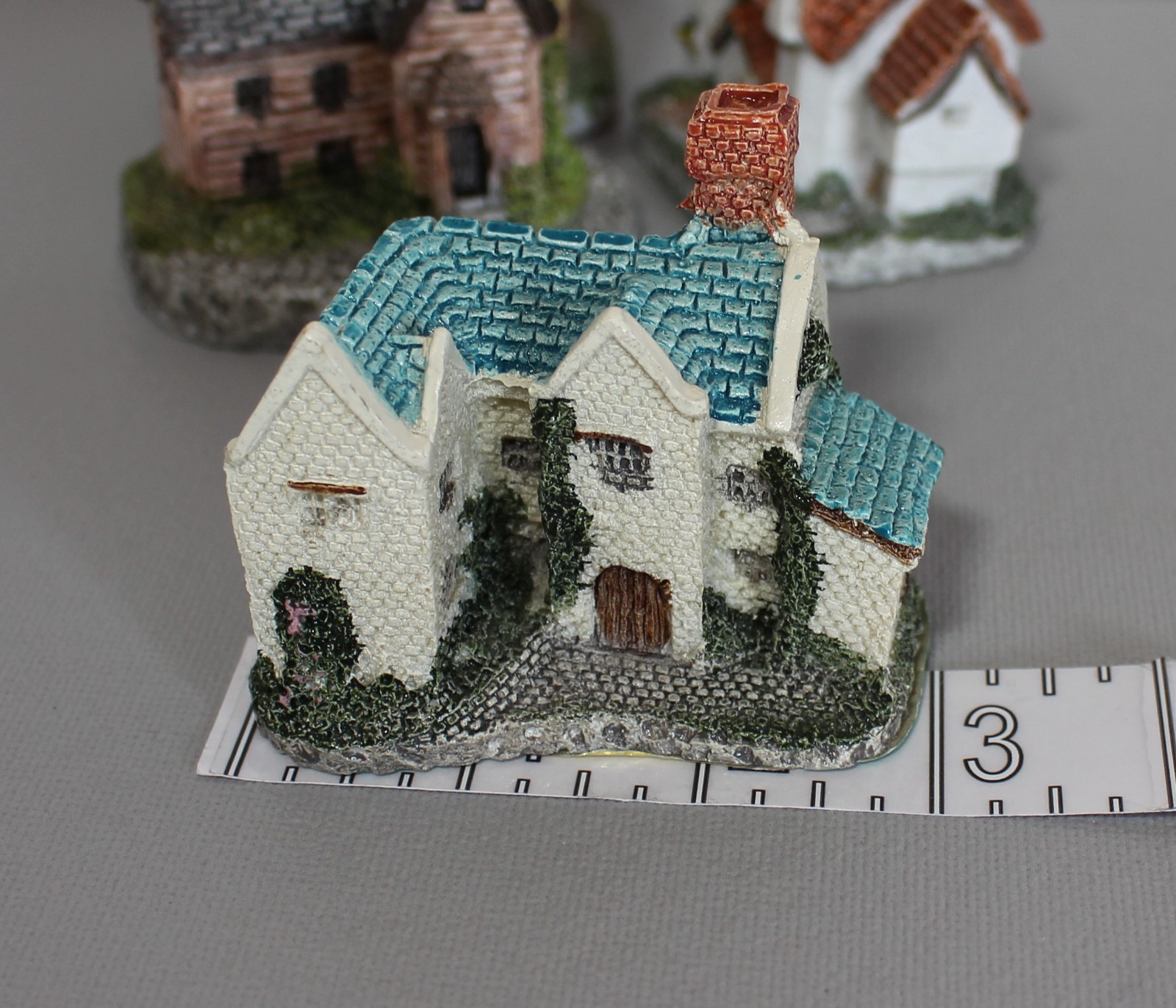 Lot 5 Museum Collections Hand Painted 1987 Cottages Tudor Hall Cricket …..