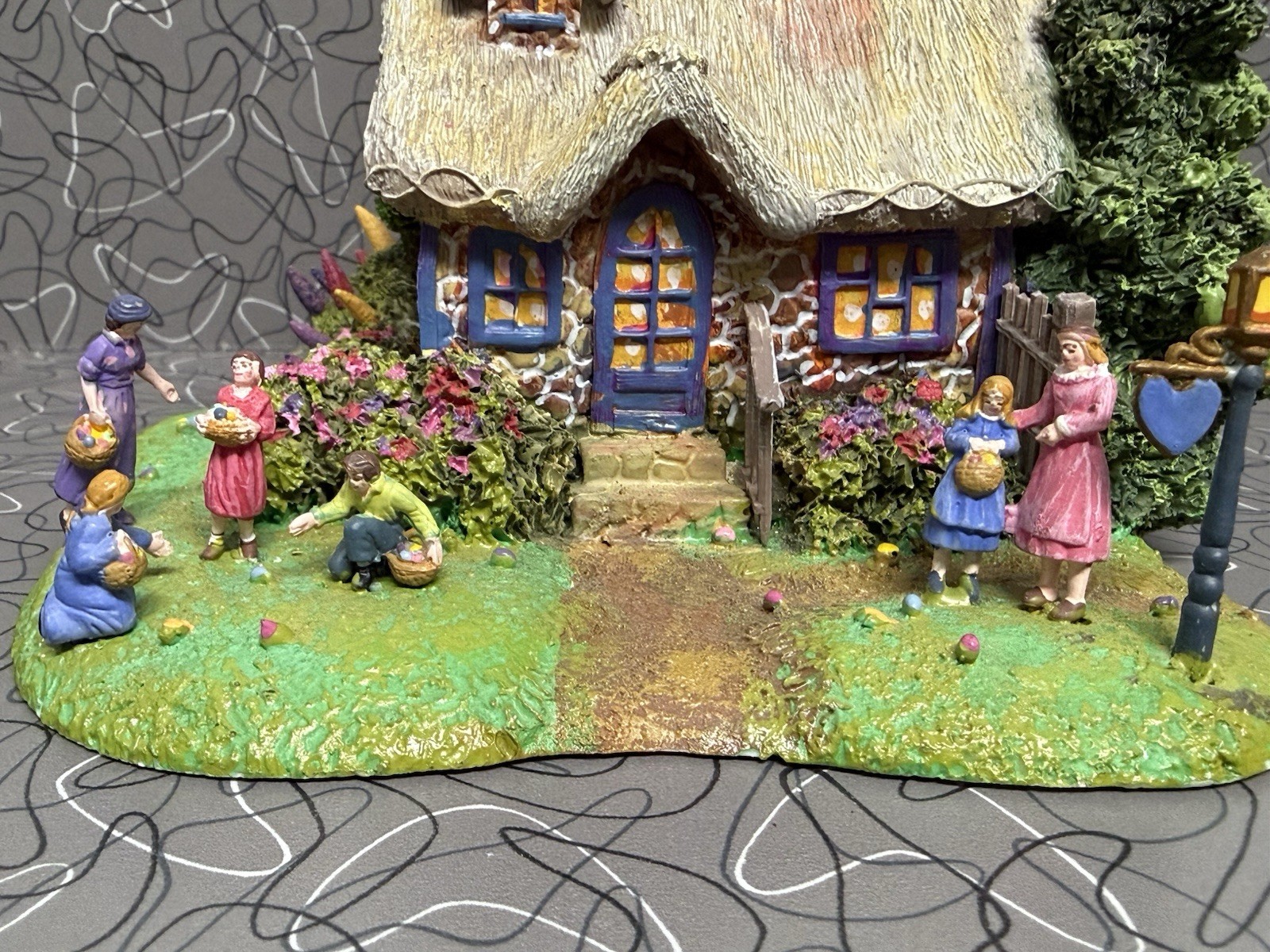 2007 Thomas Kinkade Easter Egg Hunt Thatched Cottage Teleflora
