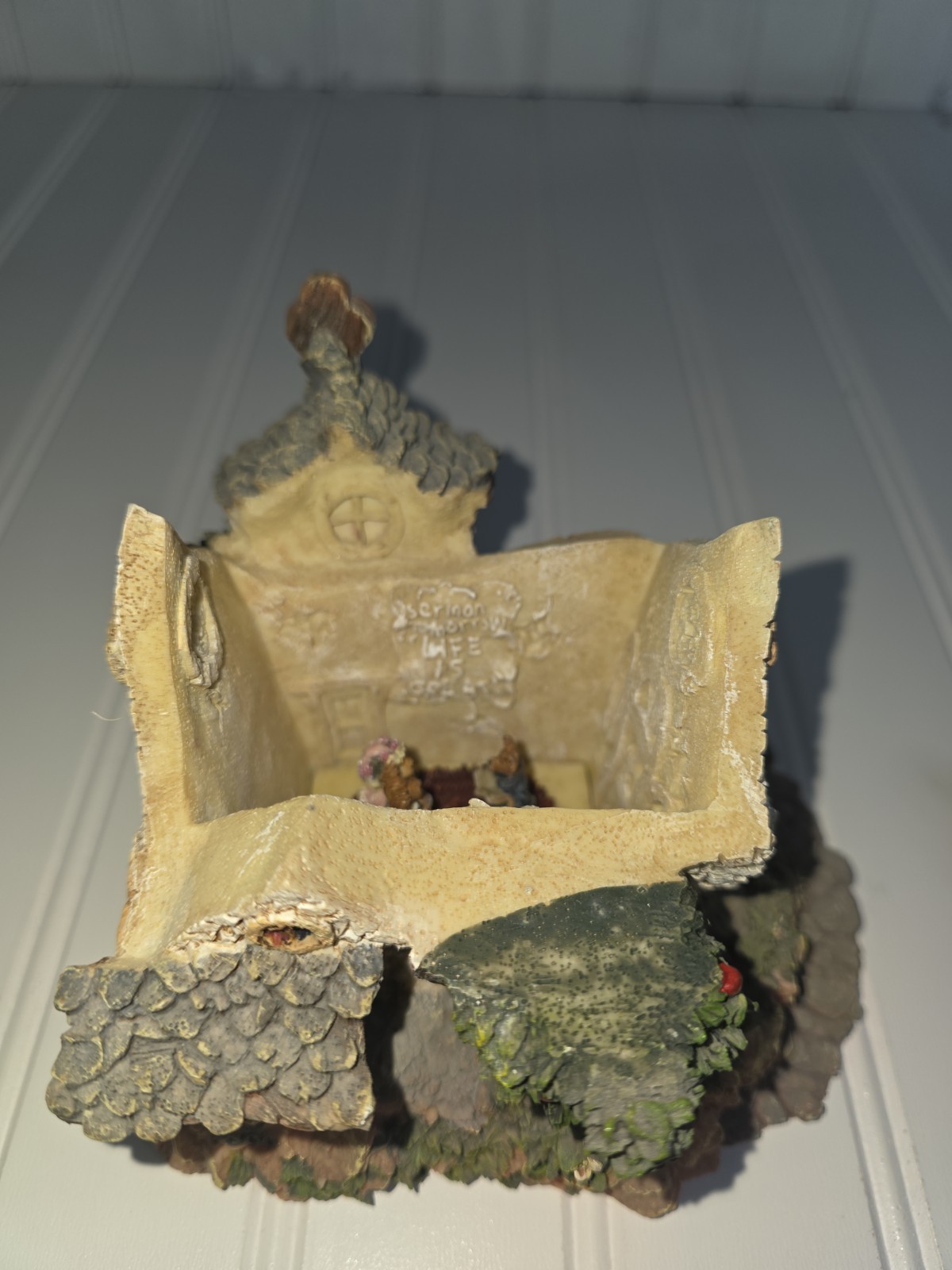 NEW-Boyds Bearly Built Villages – Boyd’s Town “Chapel In The Woods” 2000 #17325