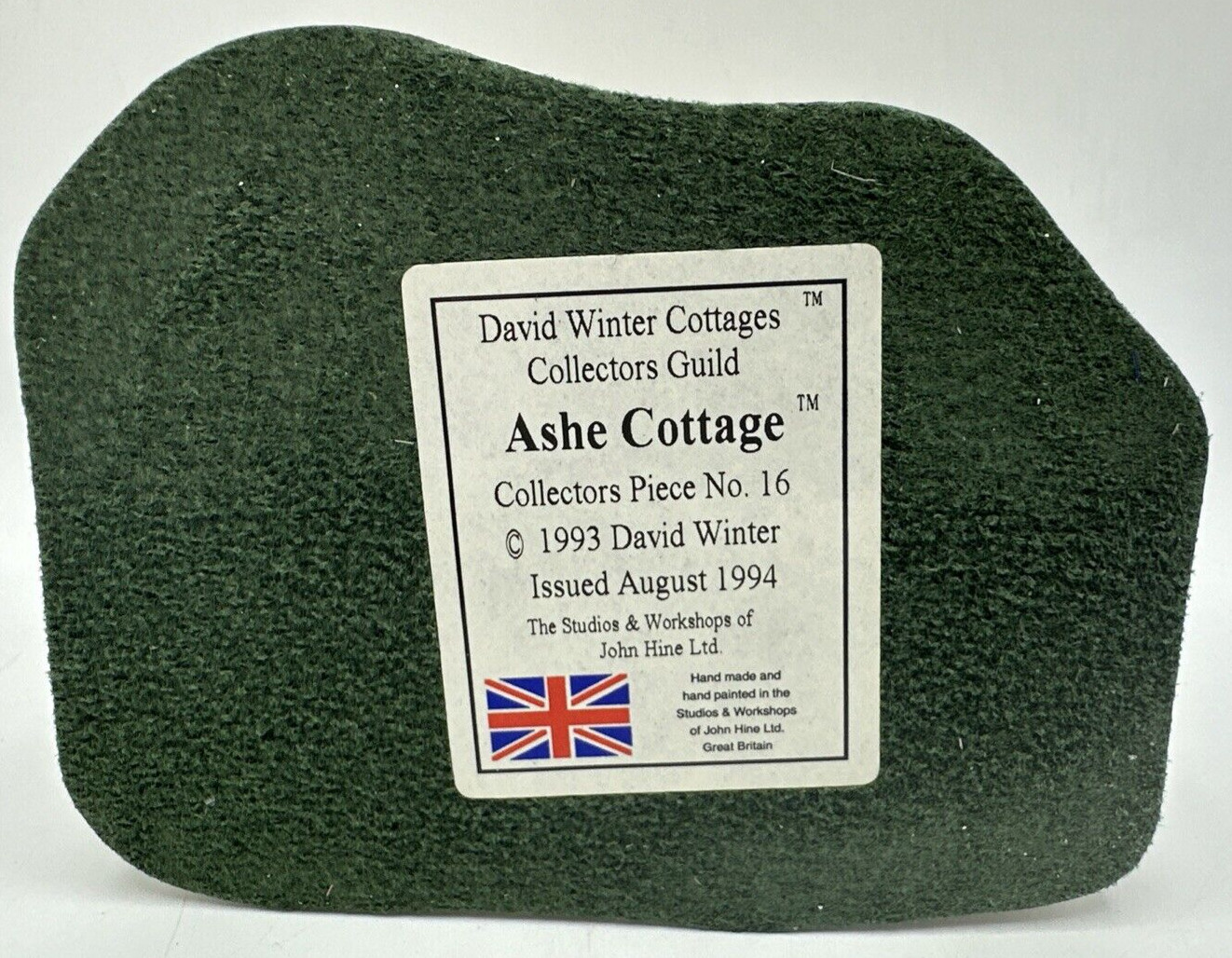David Winter Cottages Ashe Cottage Miniature Collectible Guild COA Vintage 1993
