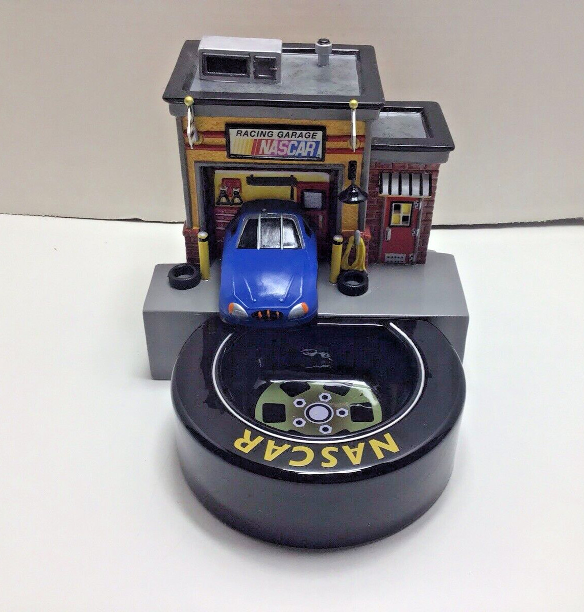 NEW DEPT 56 Nascar Village Racing Garage w/ Lights & Candy or Coin Dish 2006