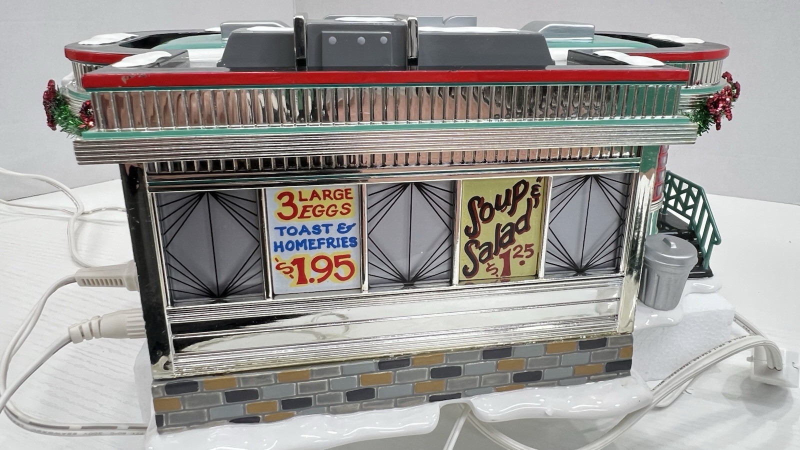 Dept 56 Snow Village “Shelly’s Diner” 55008 Retired 1999 With Sign Excellent !