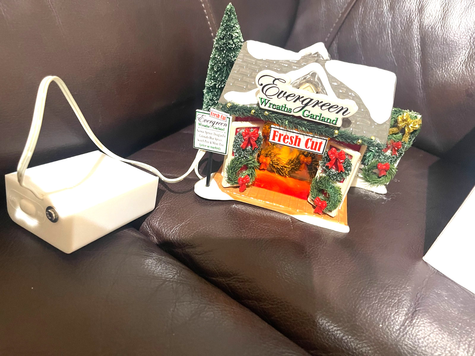dept 56 FARMER’S HOLIDAY MARKET EVERGREEN WREATH &GARLAND 4025320 TESTED WORKS