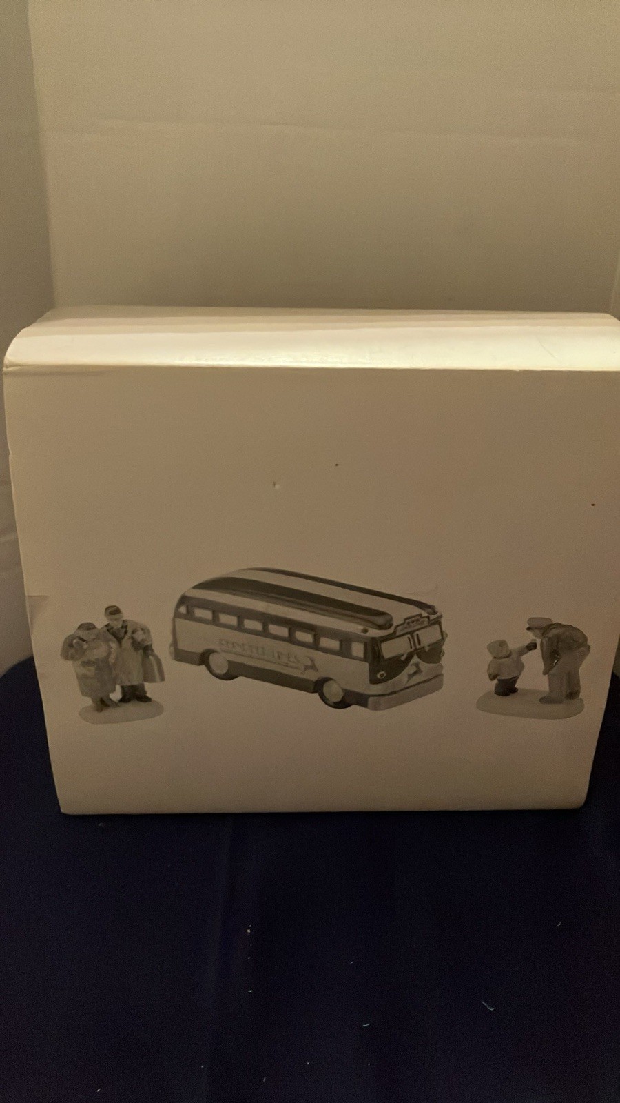 Department 56 Snow Village A Ride on the Reindeer Lines Bus Set of 3 Boxed