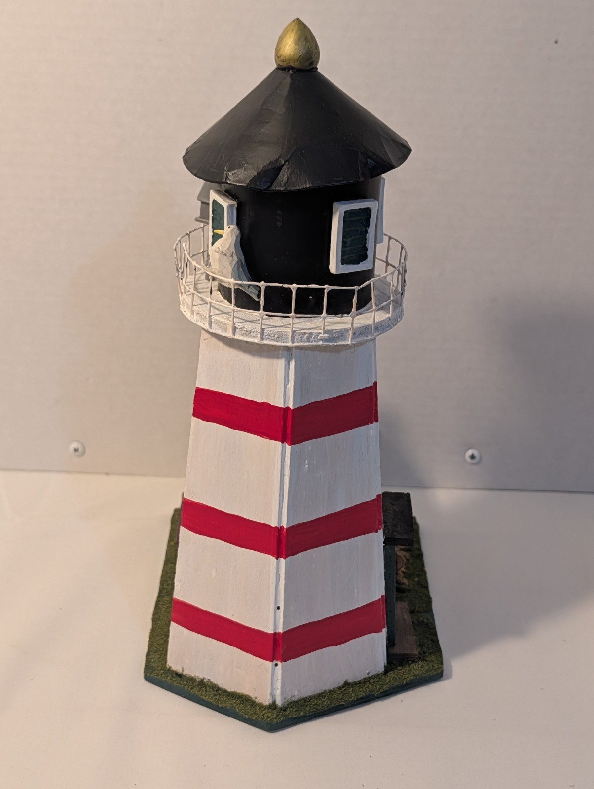 2008 American Folk Art, Wooden Light House. Nice Detail Inside And Out.