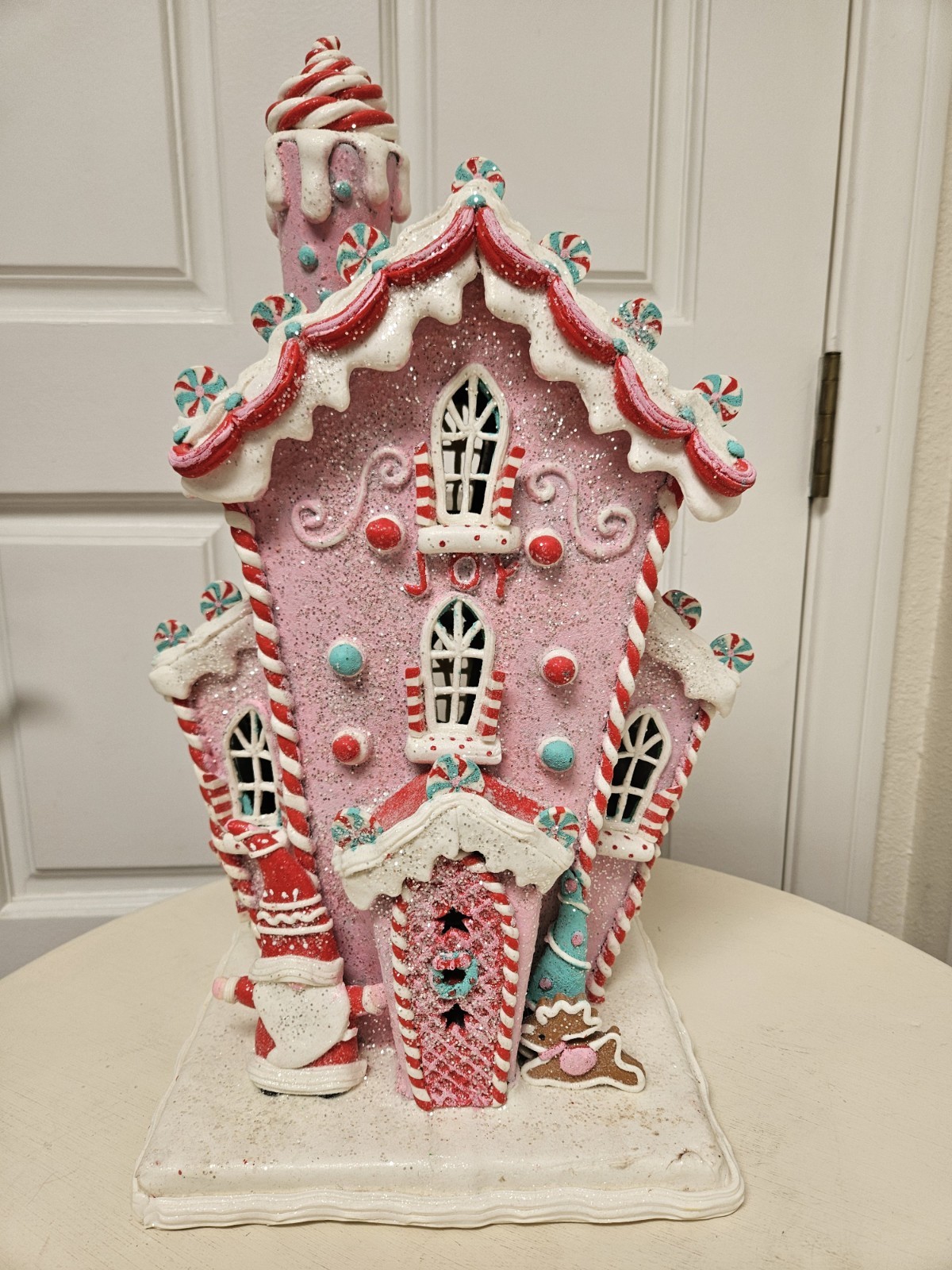 Large Hand Painted Pink Gingerbread House With LIGHTS AND 🎅