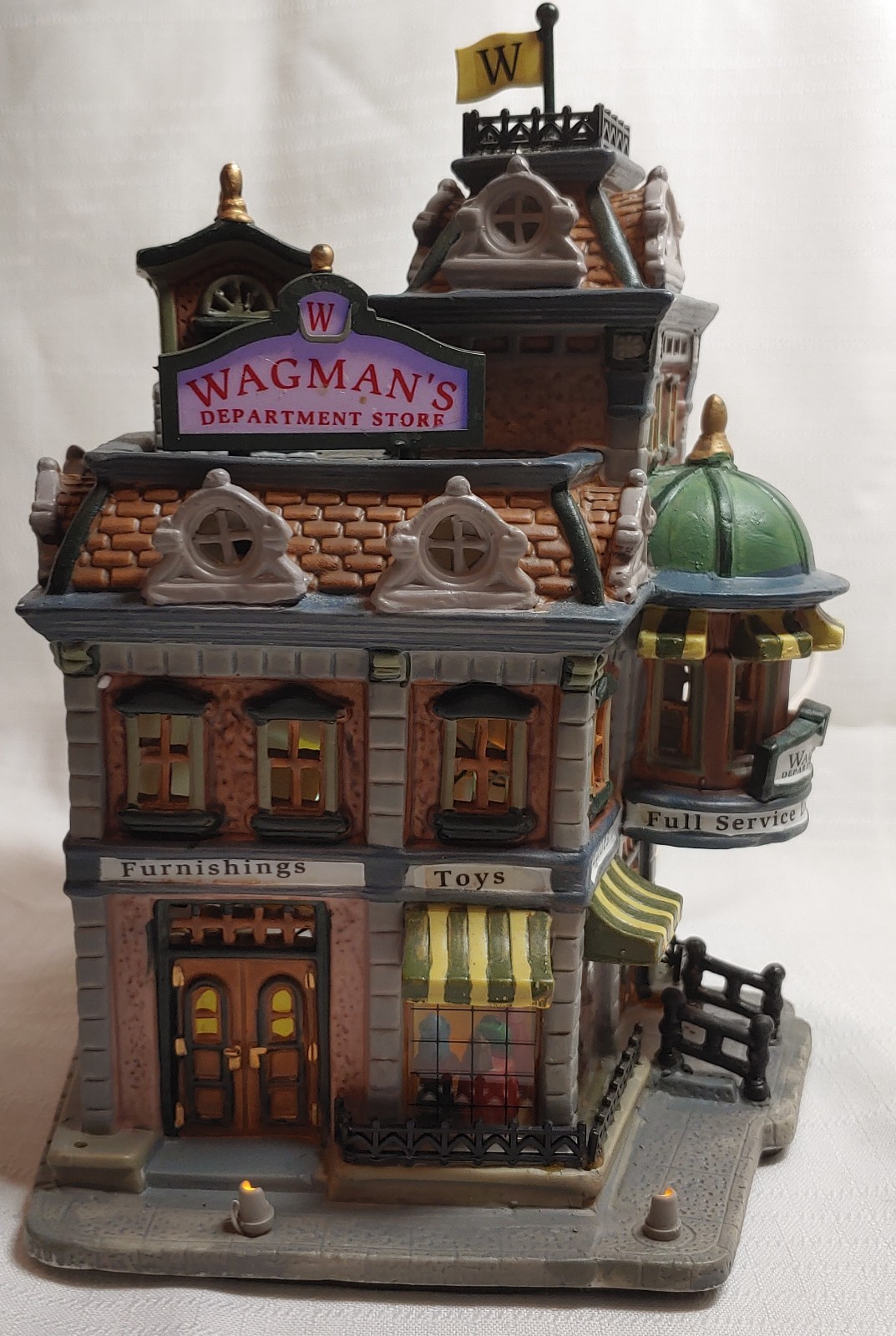 Lemax Caddington Village 2005 “Wagman’s Dept. Store” #55232