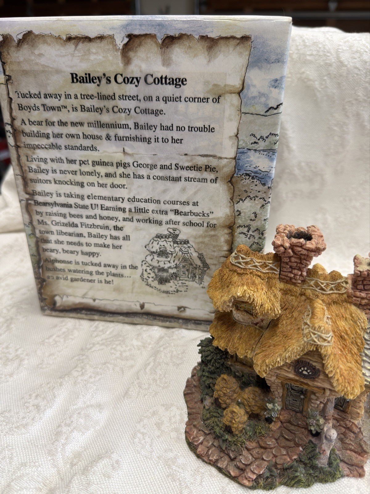 Boyds Bearly-Built Villages Bailey’s Cozy Cottage House & Figures