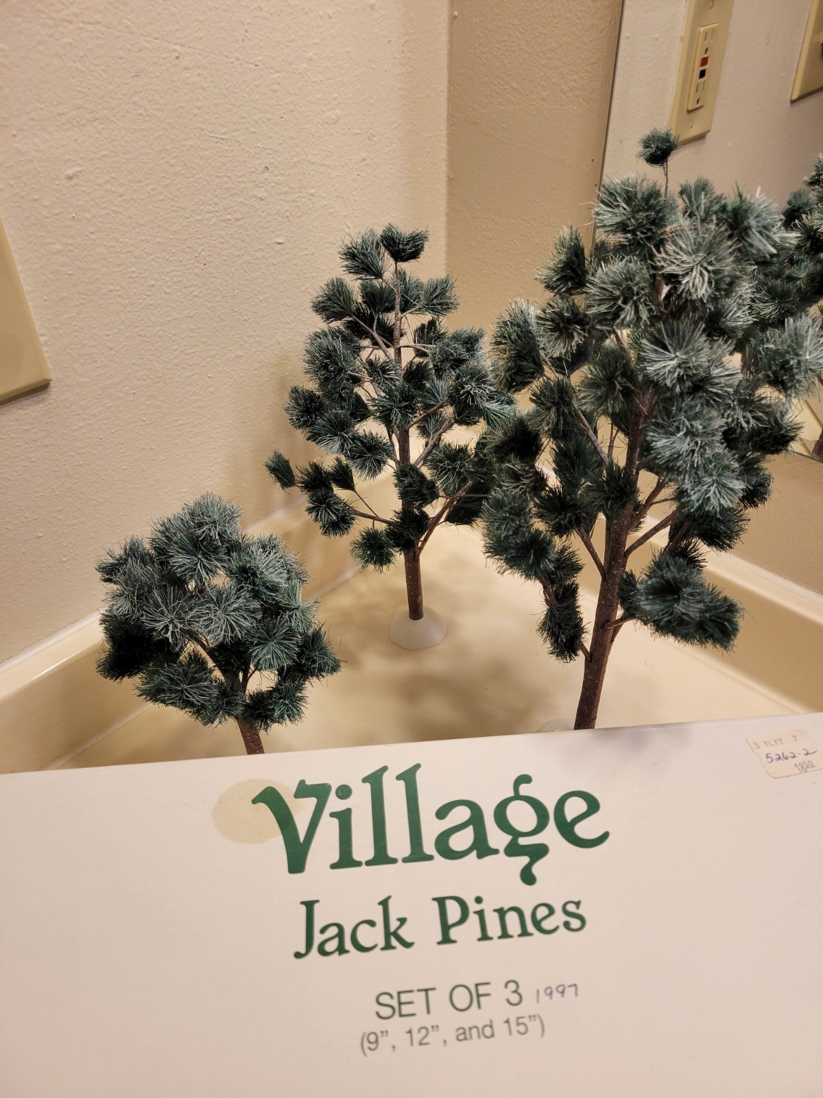DEPARTMENT 56 “VILLAGE JACK PINES” / SET of 3 / 9″, 12″ & 15″ / #52622