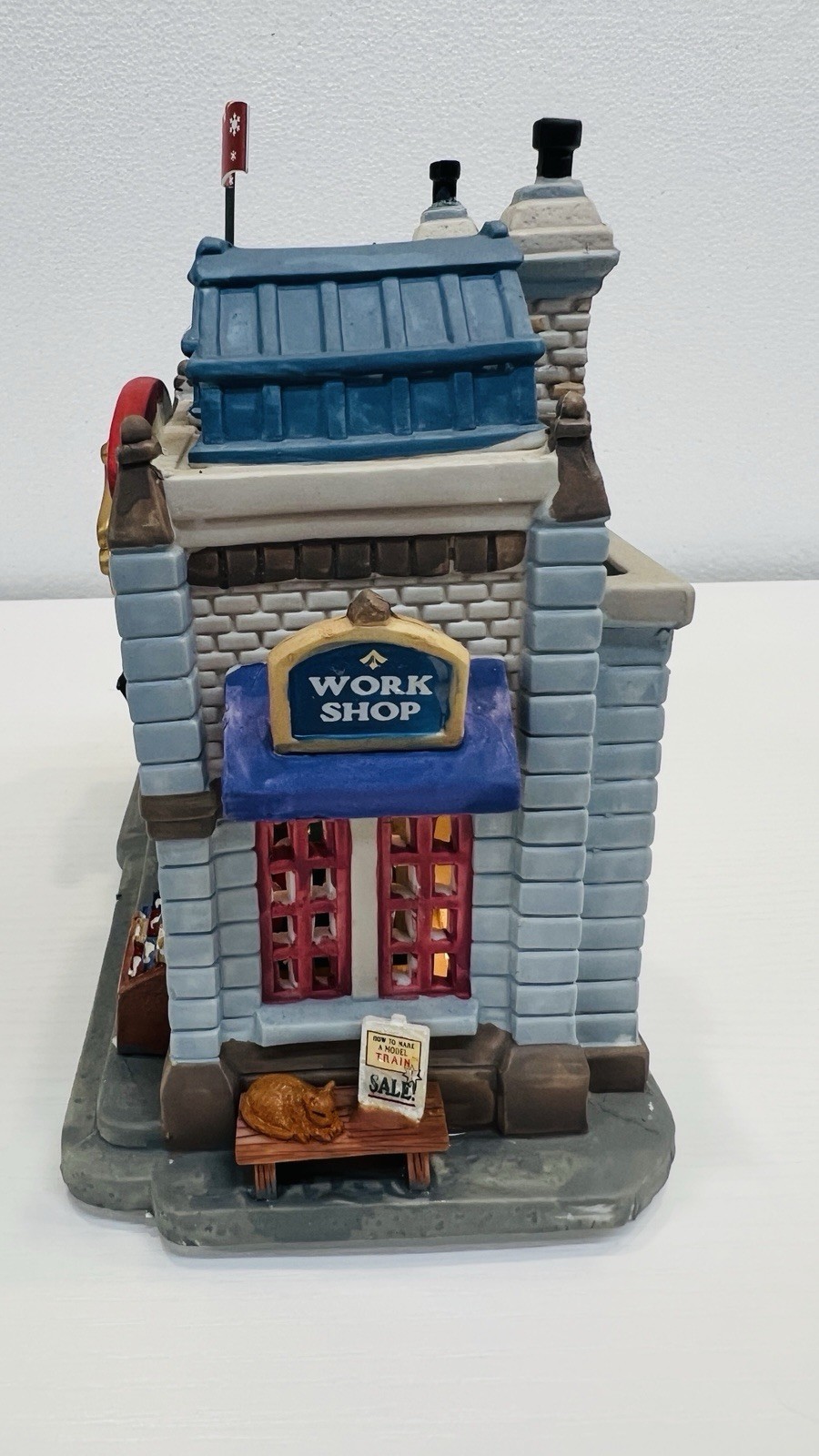 Lemax Village Collection “Hobby House” 25419 Retired 2012 Excellent Condition !