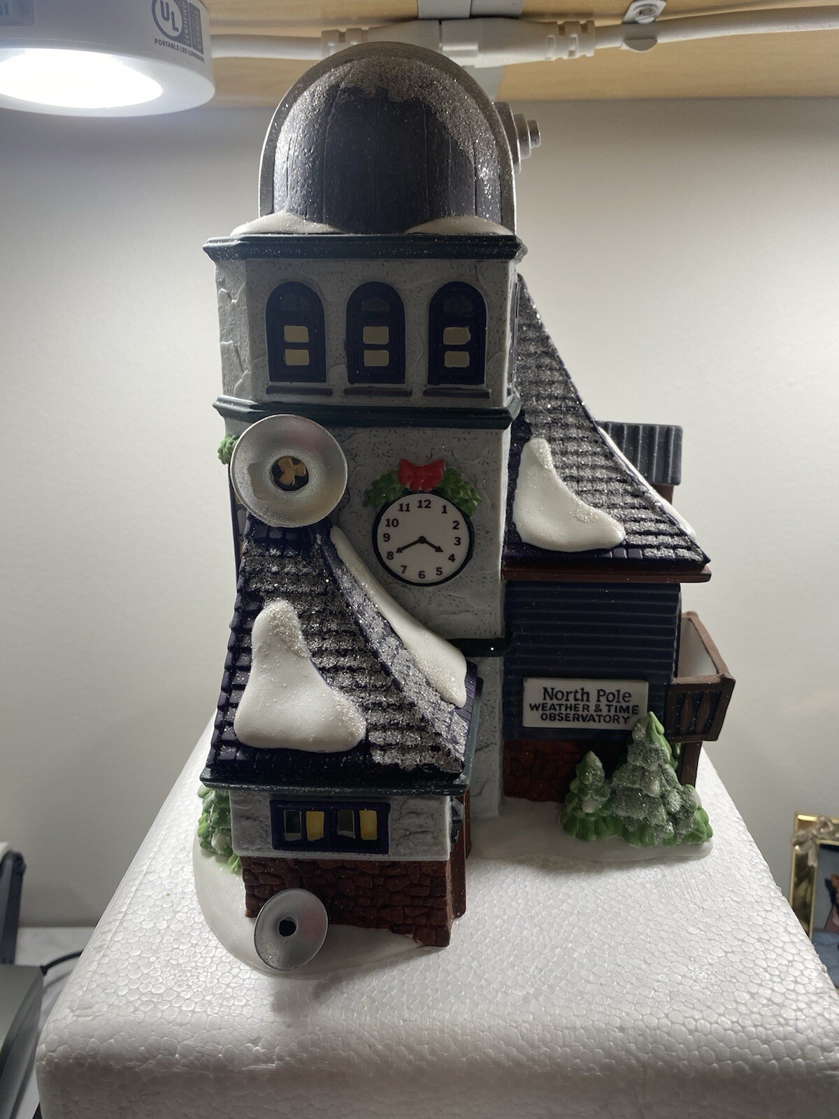 Department 56 1995 H.V.C. North Pole Series Weather & Time Observatory 56385