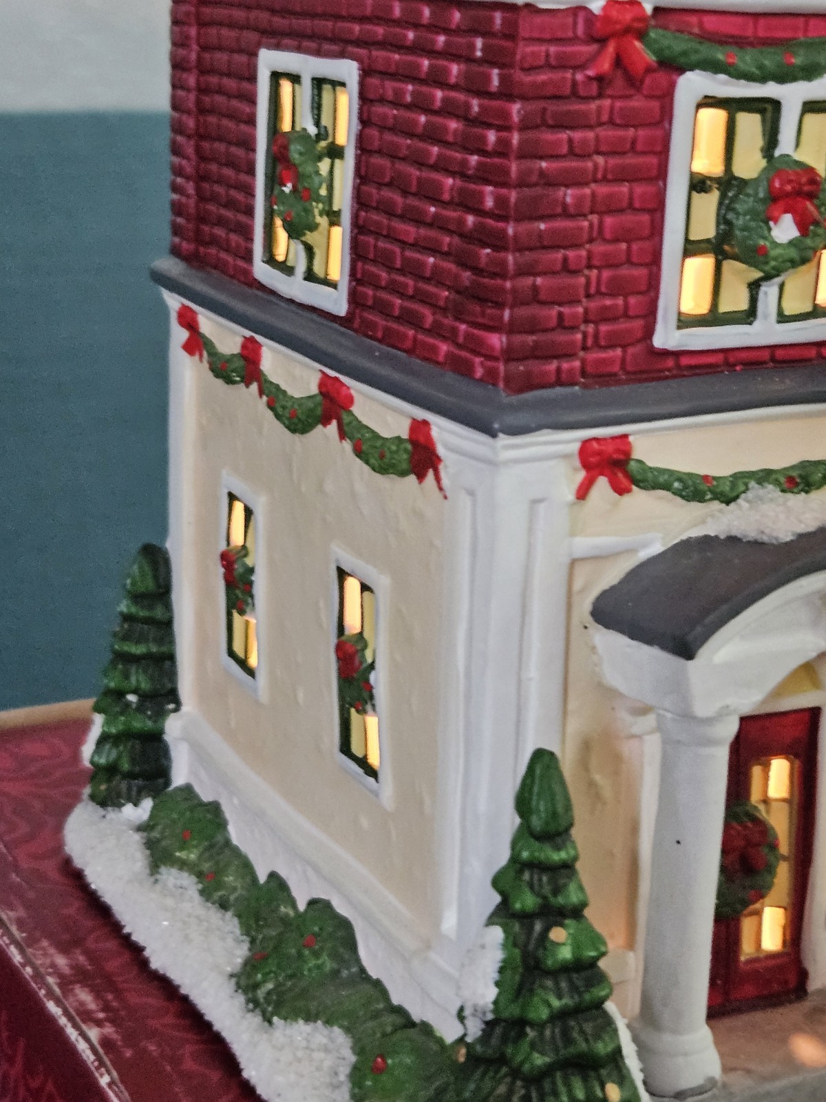 St Nicholas Square Christmas Village Sophia’s Dance Academy In Box