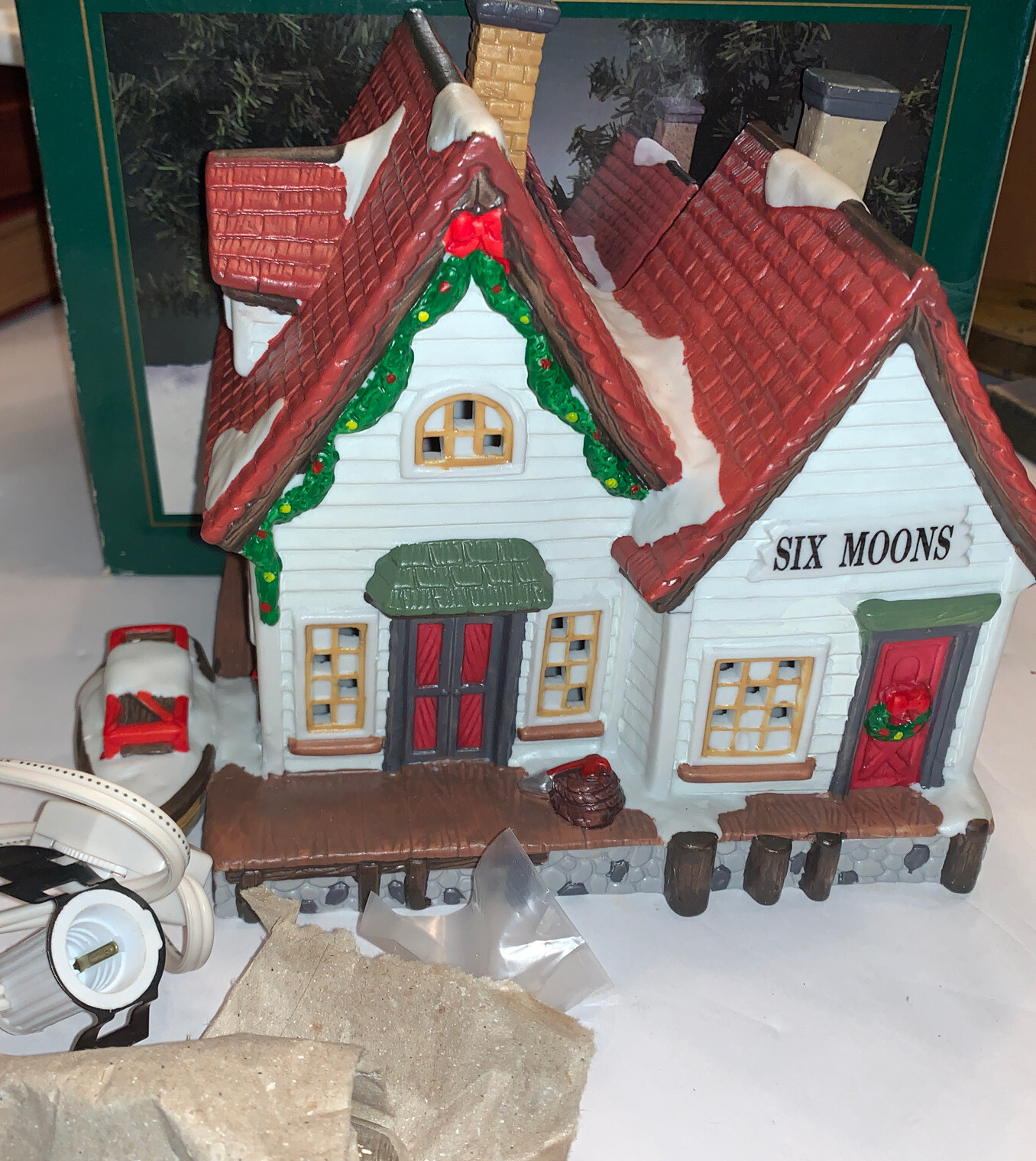 Dickens Collectables Hand-Painted Porcelain Lighted House: Six Moons- VG++