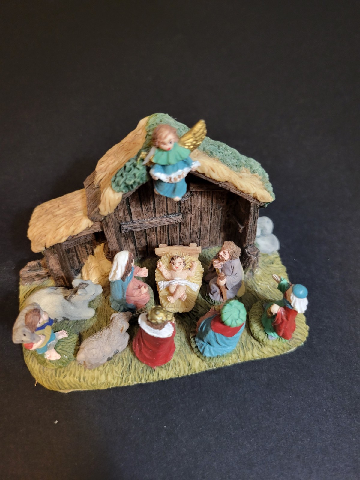 Holiday Time Santas Workbench Christmas Village Nativity Scene DAMAGED
