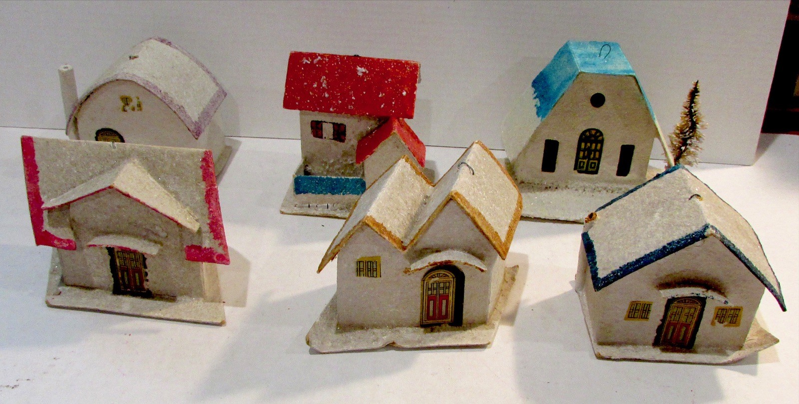 6 Vintage Christmas House Putz Village Japan Red Blue Bottle Brush Tree Mica