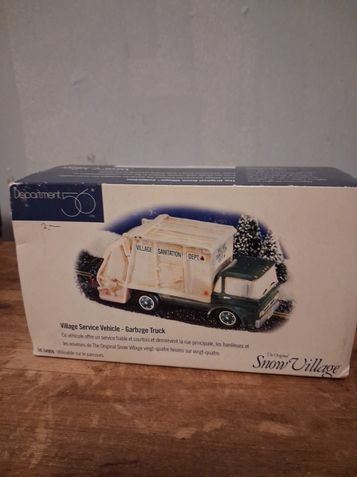 Dept 56 Snow Village Sanitation Garbage Truck Service Vehicle 54959 Christmas