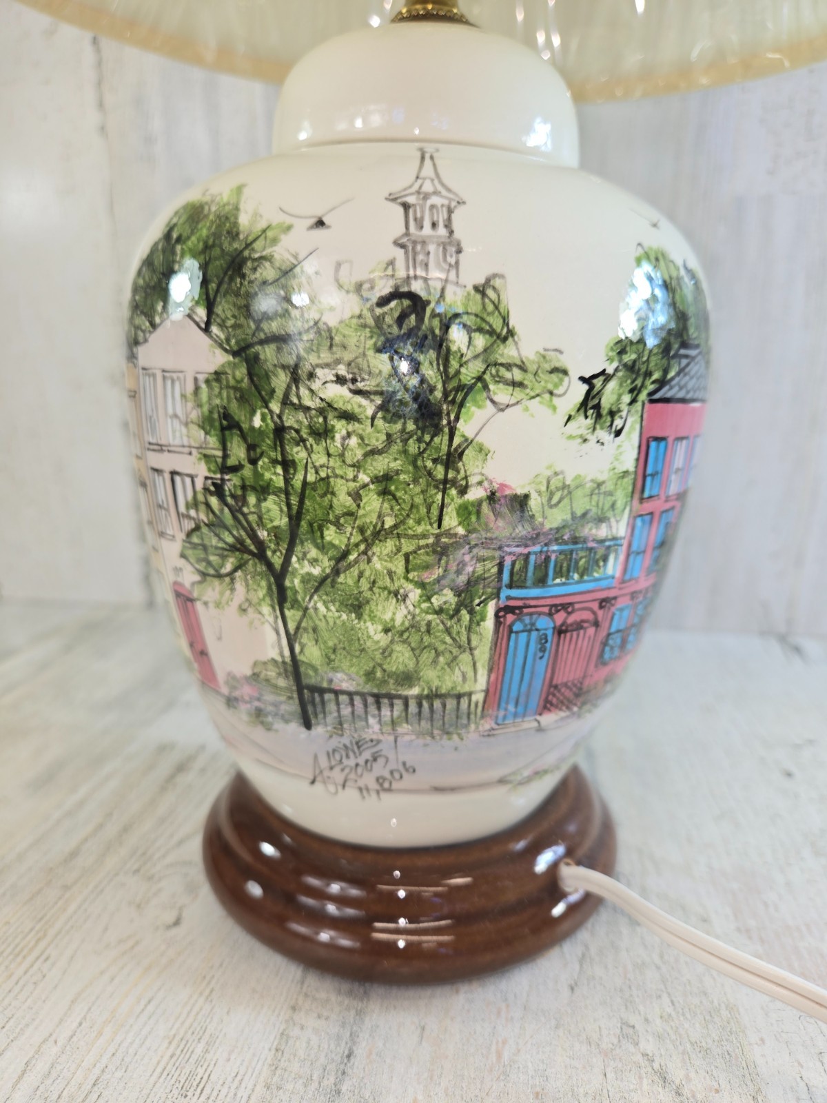 Shelia’s Collectibles Lamp and Shade Rainbow Row 2005 Limited Ed 11,806 RARE