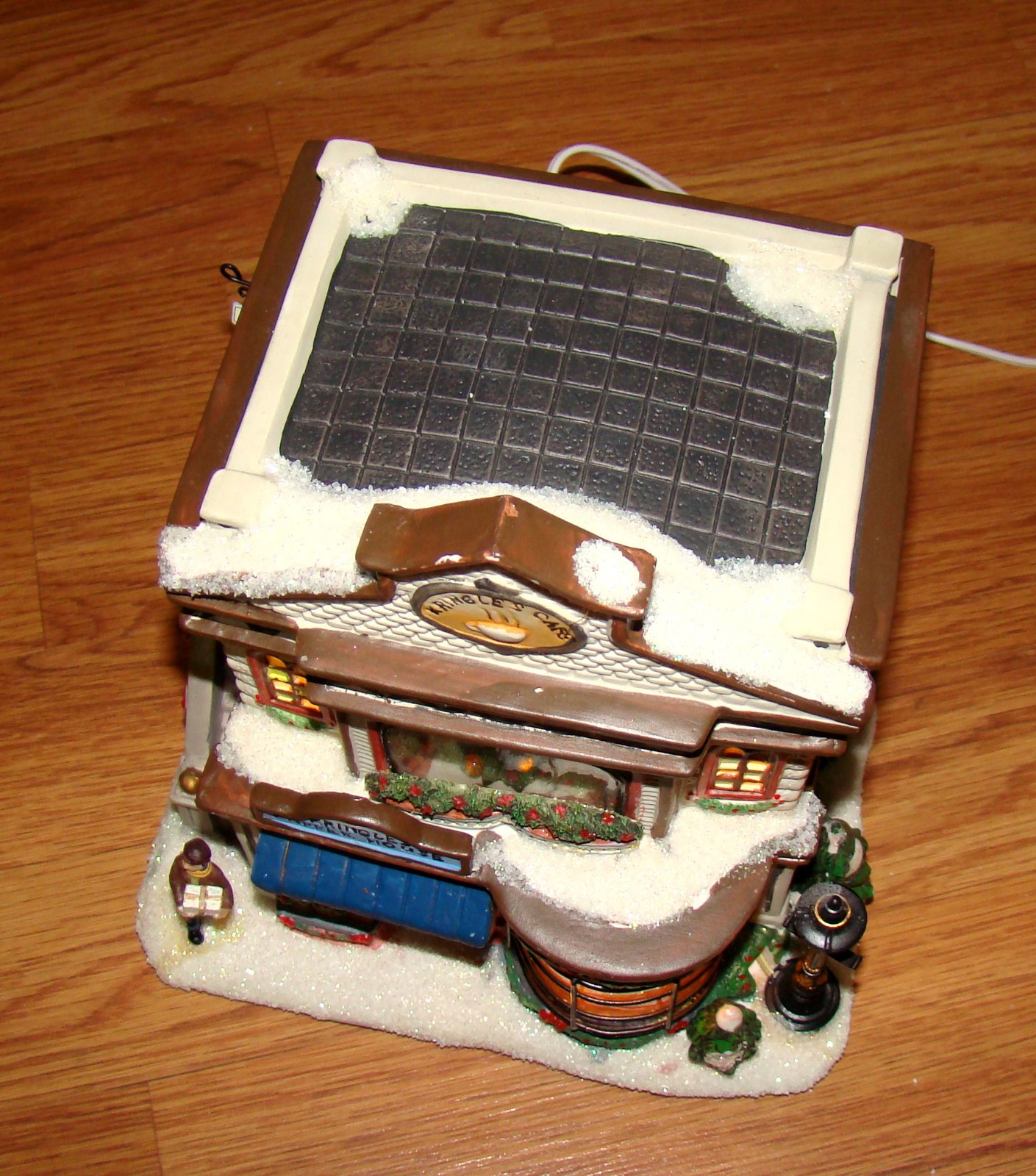 2005 St. Nicholas Square Village KRINGLE’S COFFEE SHOP & CAFE, Lighted