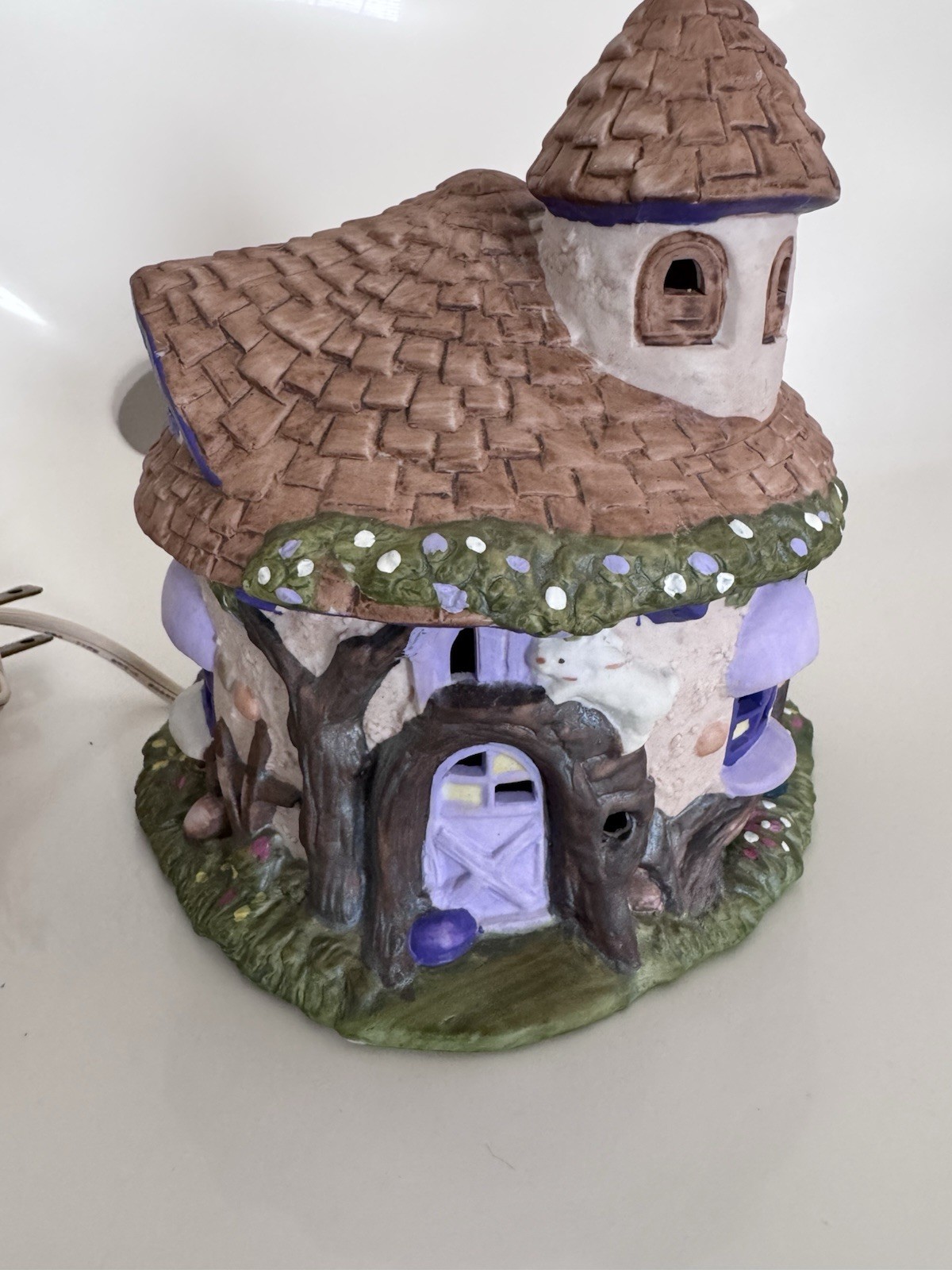 Pacific Rim Imports 4062 Lighted Bunny Fairy Cottage Lamp Taiwan Whimsical Decor