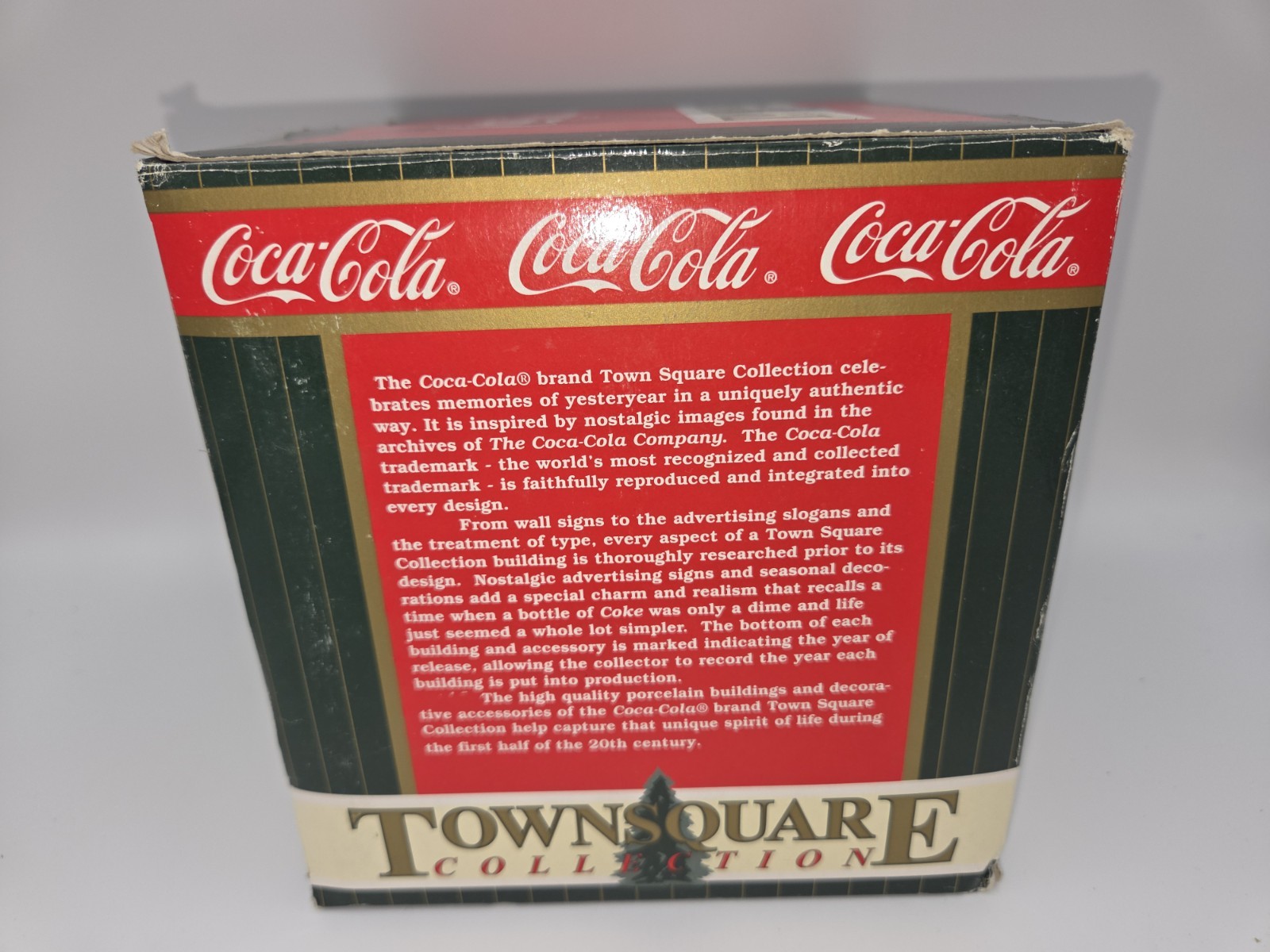 Coca-Cola Town Square Collection Round the Square Sleigh Rides 1997 EXCL NIB