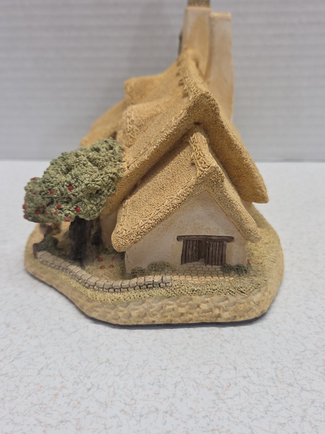 David Winter Orchard Cottage 1987 The West Country Collection Signed 4.75″ x 7″