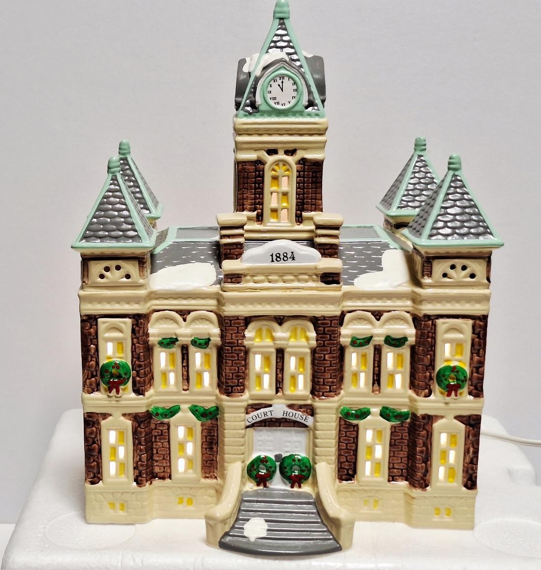 Department 56 The Original Snow Village County Courthouse Intro 89 Retired 93