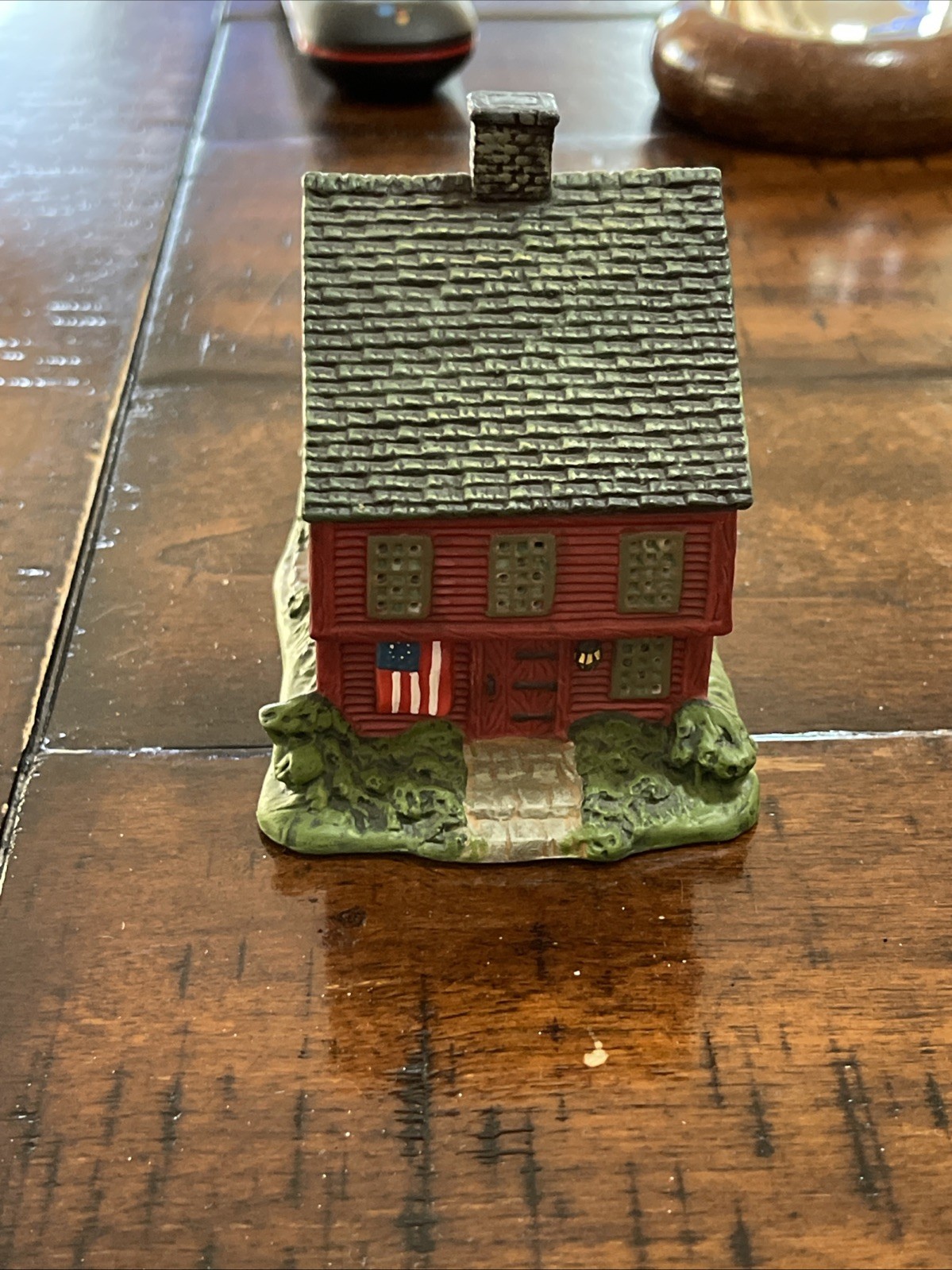1998 Lang & Wise Town Hall collectibles Red Saltbox LSN #5 RARE