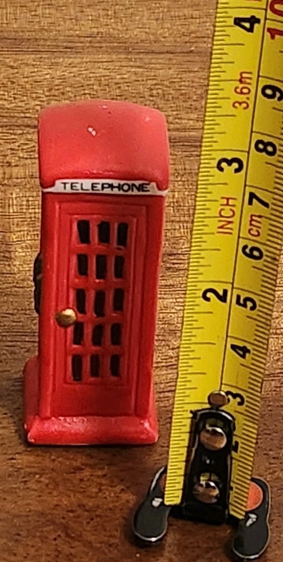 Christmas Village Accessory Ceramic Old Time Red Phone Booth 2½” x 1″ x 1″ VGUC