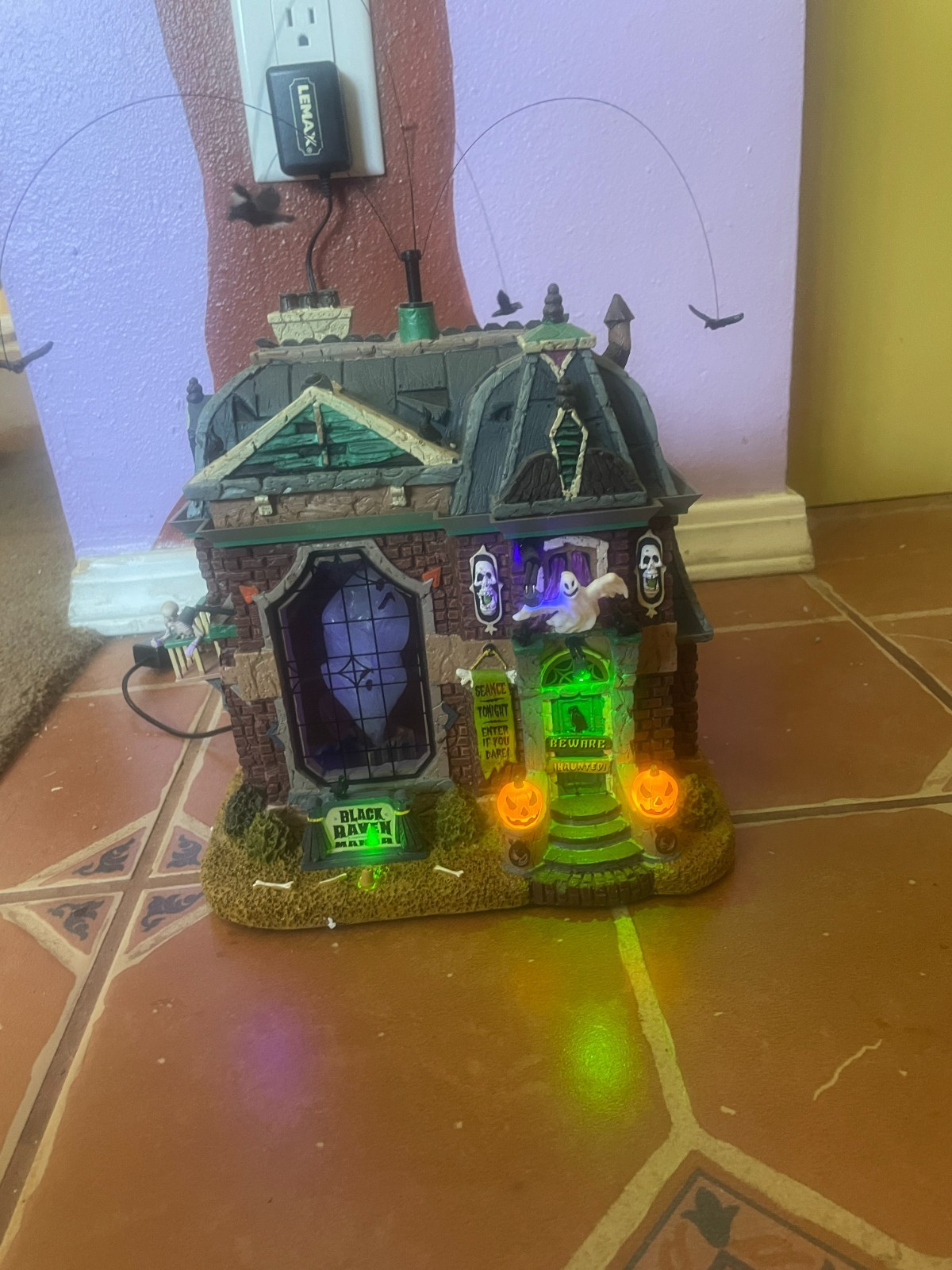 Lemax Spooky Town Halloween Village Black Raven Manor