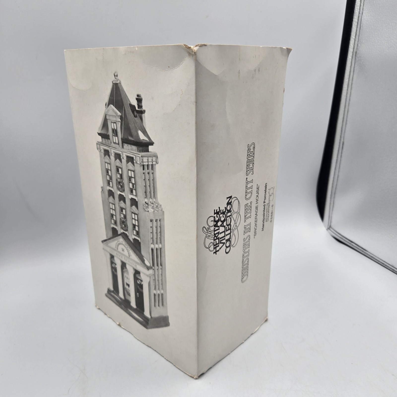 Dept 56 Brokerage House 58815 Stock Exchange Christmas in the City Heritage Vill