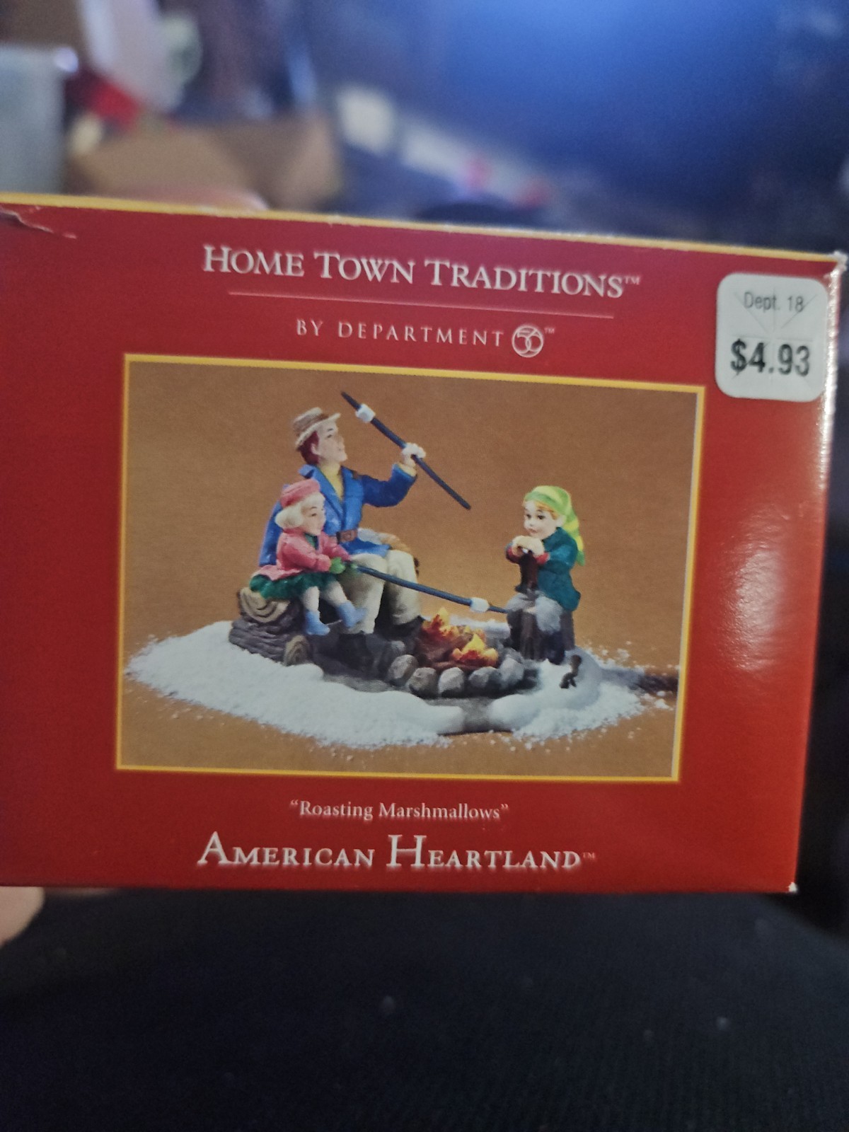 ((RARE Dept 56 ))Home Town Traditions American Heartland Roasting Marshmallows
