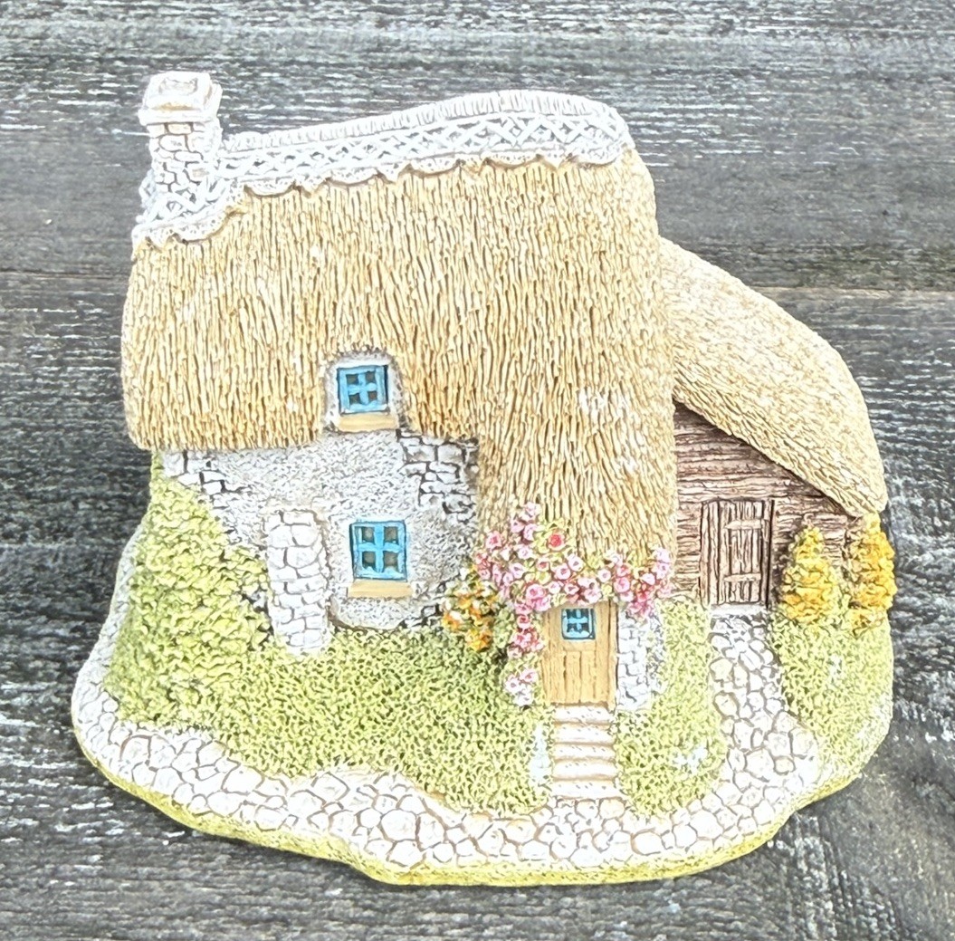 Lilliput Lane “Puddlebrook” 1991/1992 Collectors Handmade In United Kingdom
