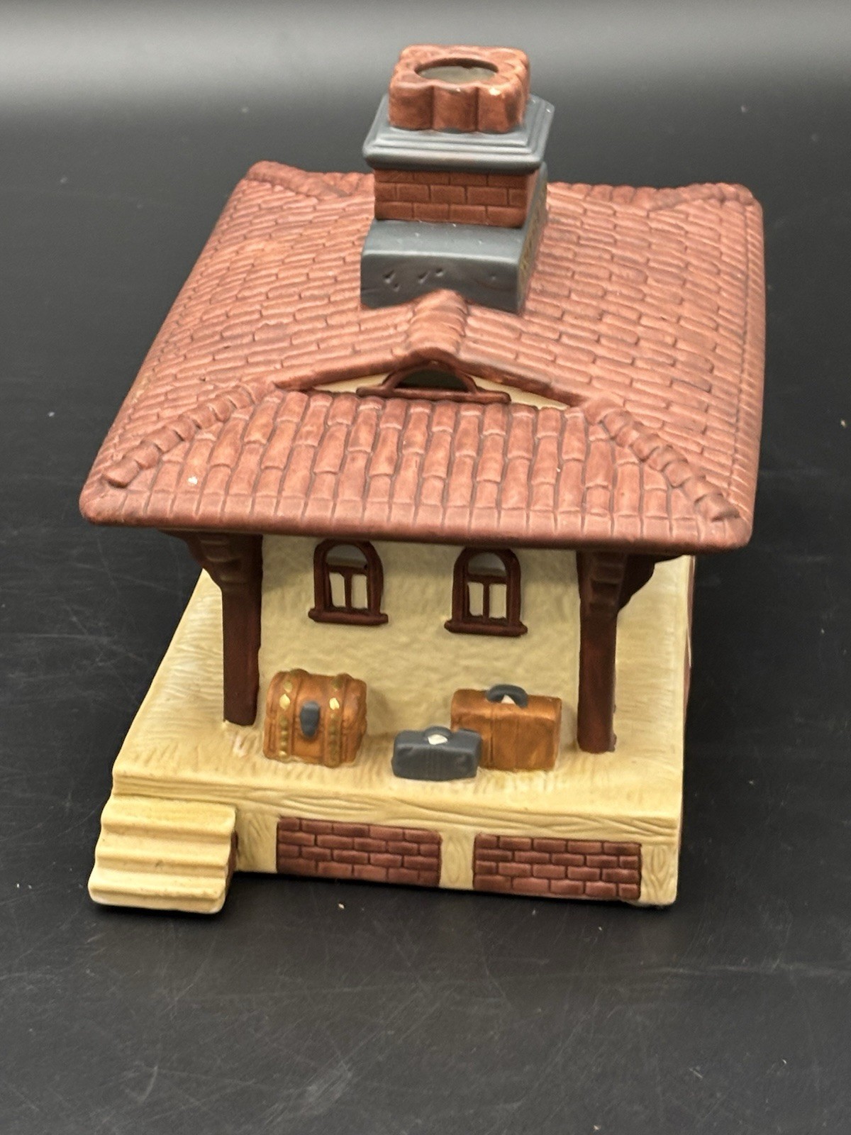 PartyLite Olde World Village Train Station & Coffee Shop tealight Houses Retired