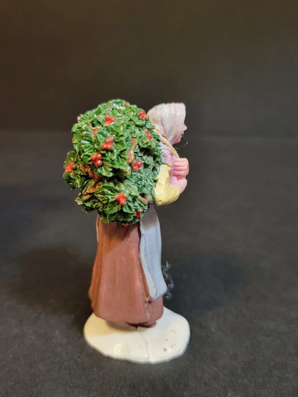 Lemax Christmas Village Town Holly Gatherer 02802 Woman Carrying Seller Vendor