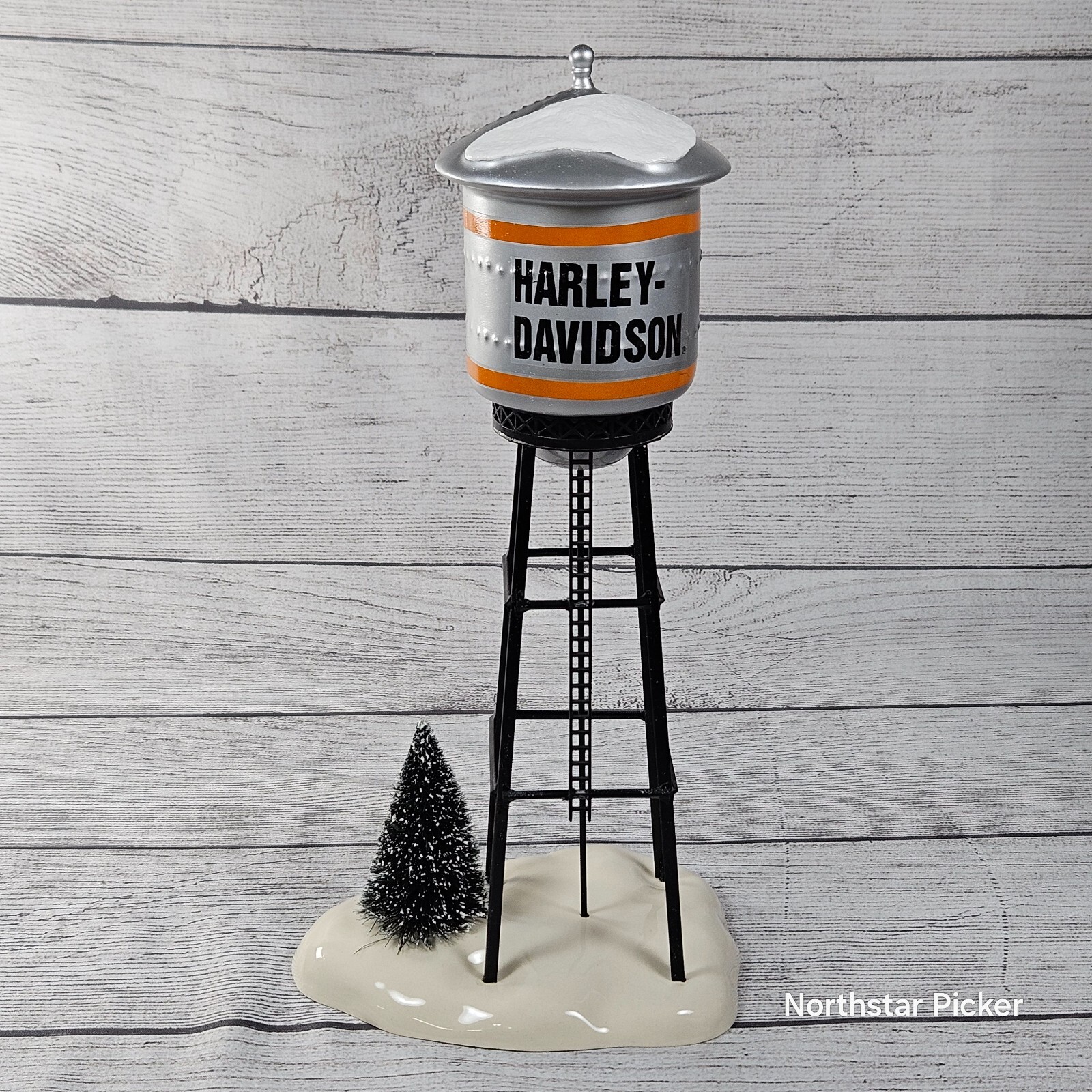 2014 Department 56 Harley Davidson Juneau Ave. Water Tower Village Accessories