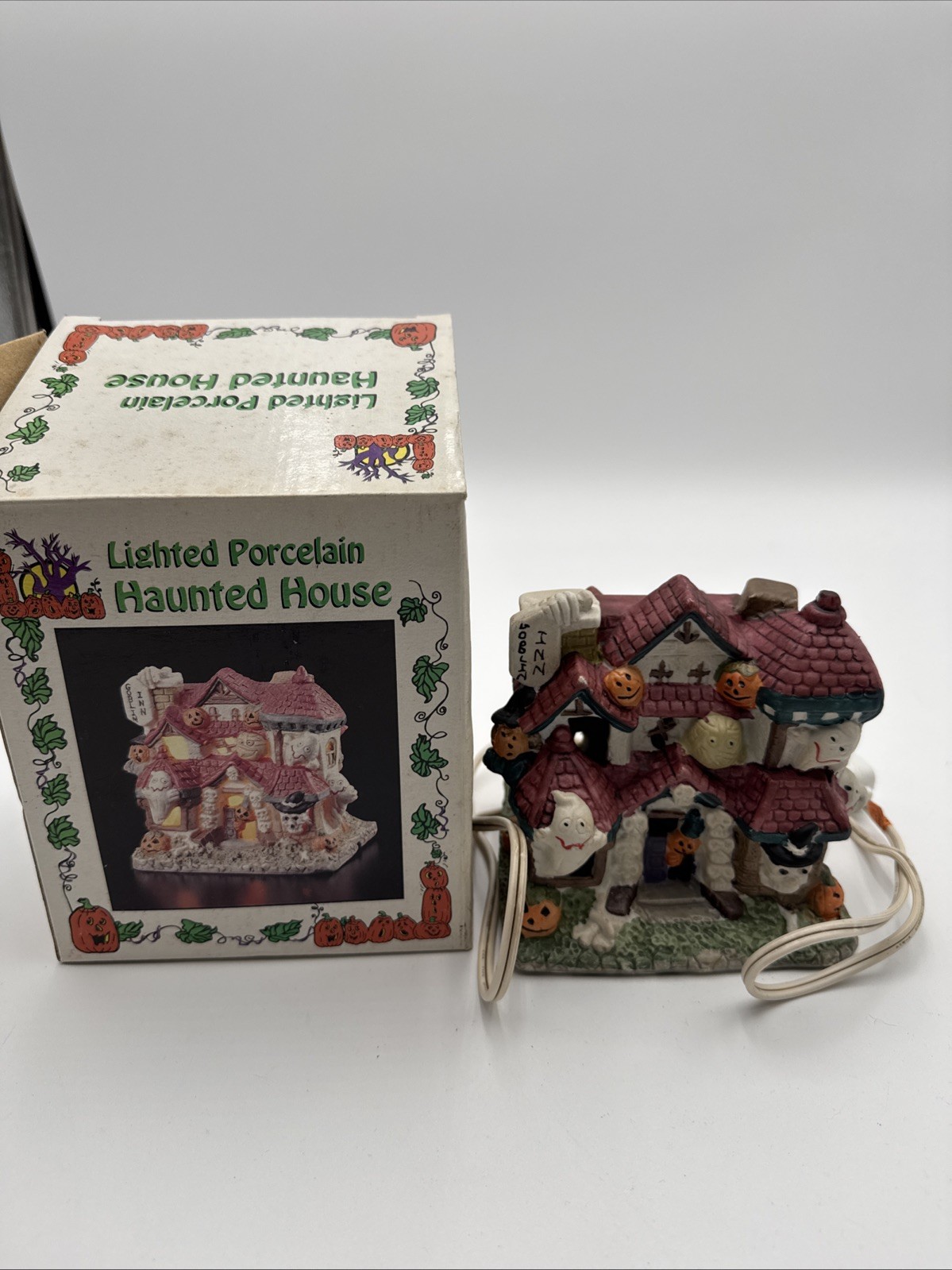 Vintage Spooky Hollow Halloween Lighted Porcelain Pumpkin House