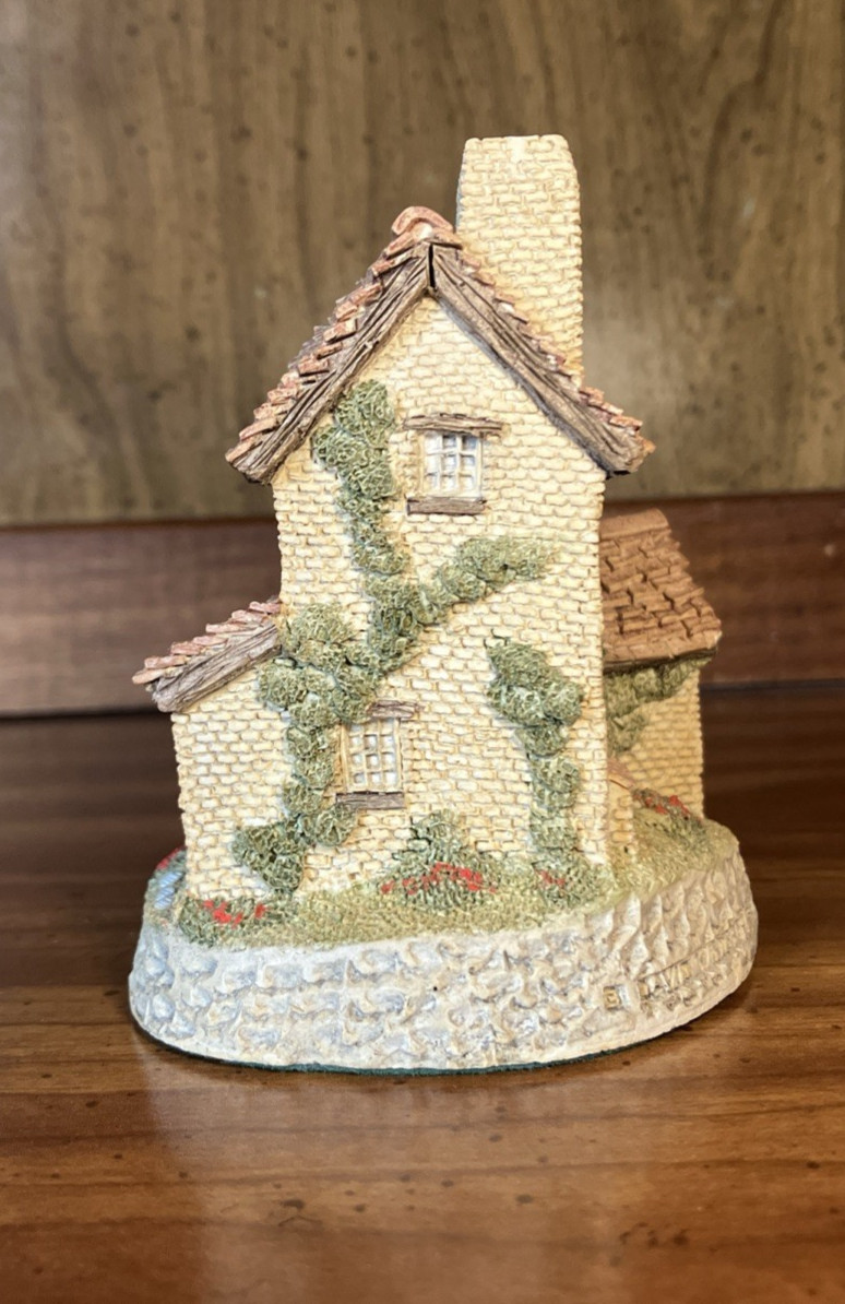 David Winter Cottages THE IVY COTTAGE 1982 Vintage Original Box & COA
