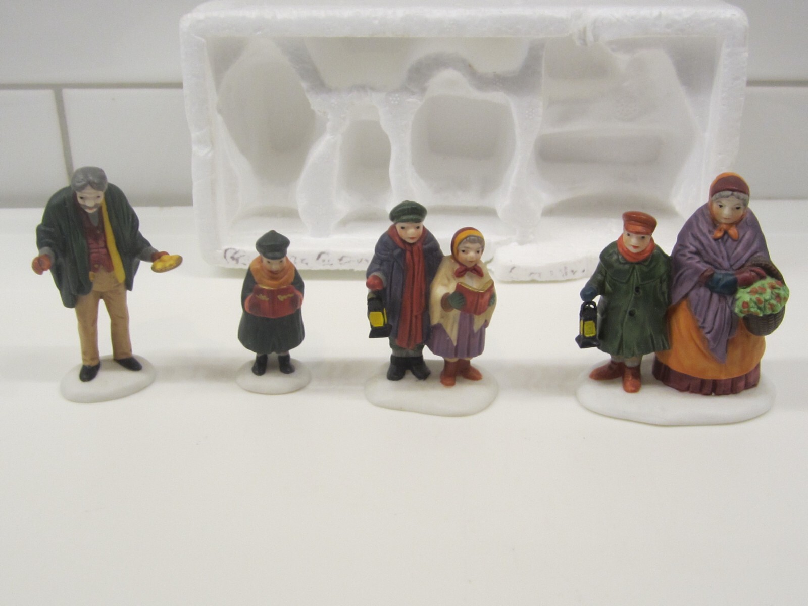 Dept. 56 Porcelain Christmas Village Figurines H.V. Series Carolers on Doorstep