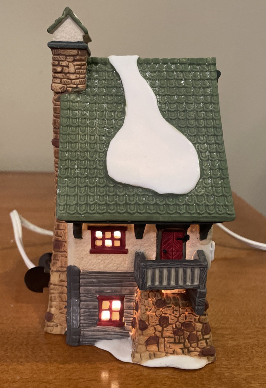 Vintage Dept 56 North Pole Series “Elf Bunkhouse” Hand painted Light Cord 1990
