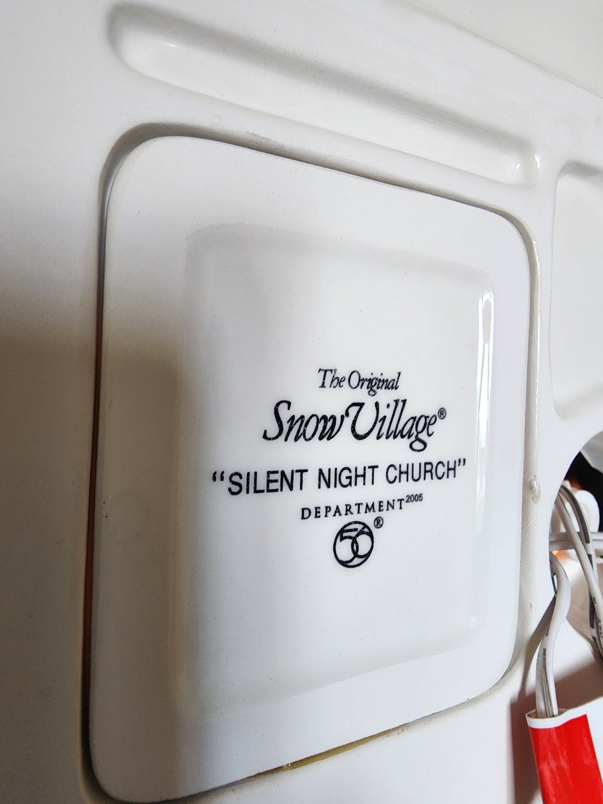 🎄Dept 56 Snow Village “Silent Night Church” Lighted &Musical – Retired 2005
