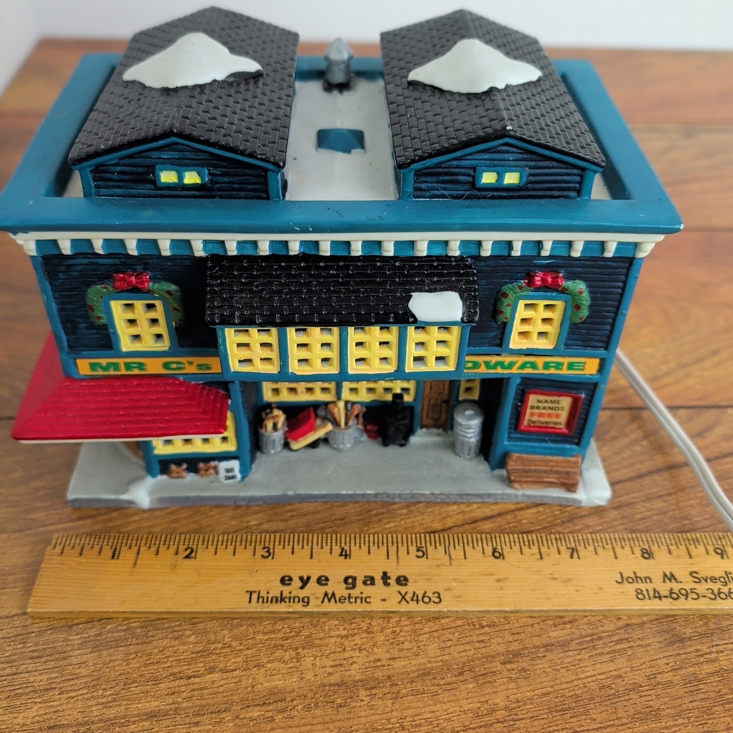 Lemax Village Collection Mr C’s Paint & Hardware Light up, Jukebox Junction 1998