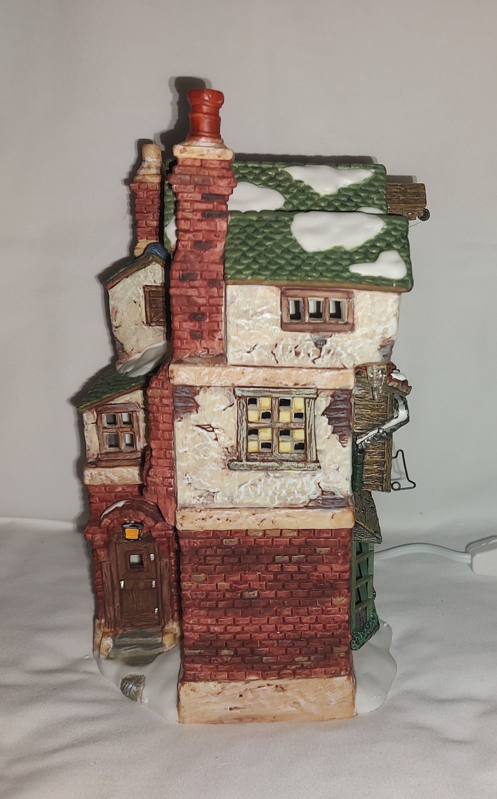 Dept 56 Dickens Village ‘Cratchit’s Corner’ A Christmas Carol 58486 2001