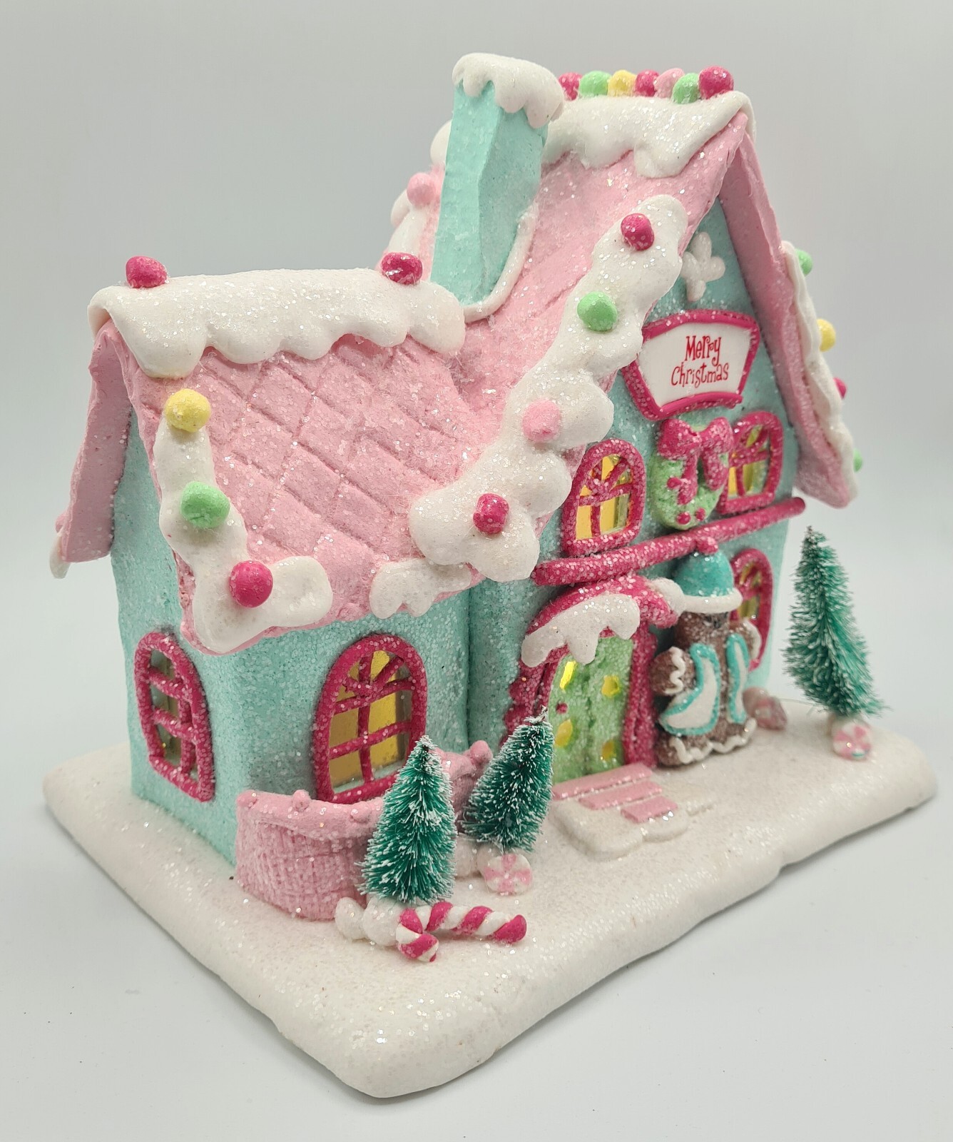 Gingerbread Pink Blue Merry Christmas House LED Light Up Clay-dough 7″ Gerson