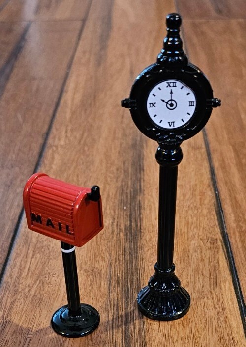 Mervyn’s Christmas Village Town Letter Red Metal Mailbox & Clock Vintage 90’s