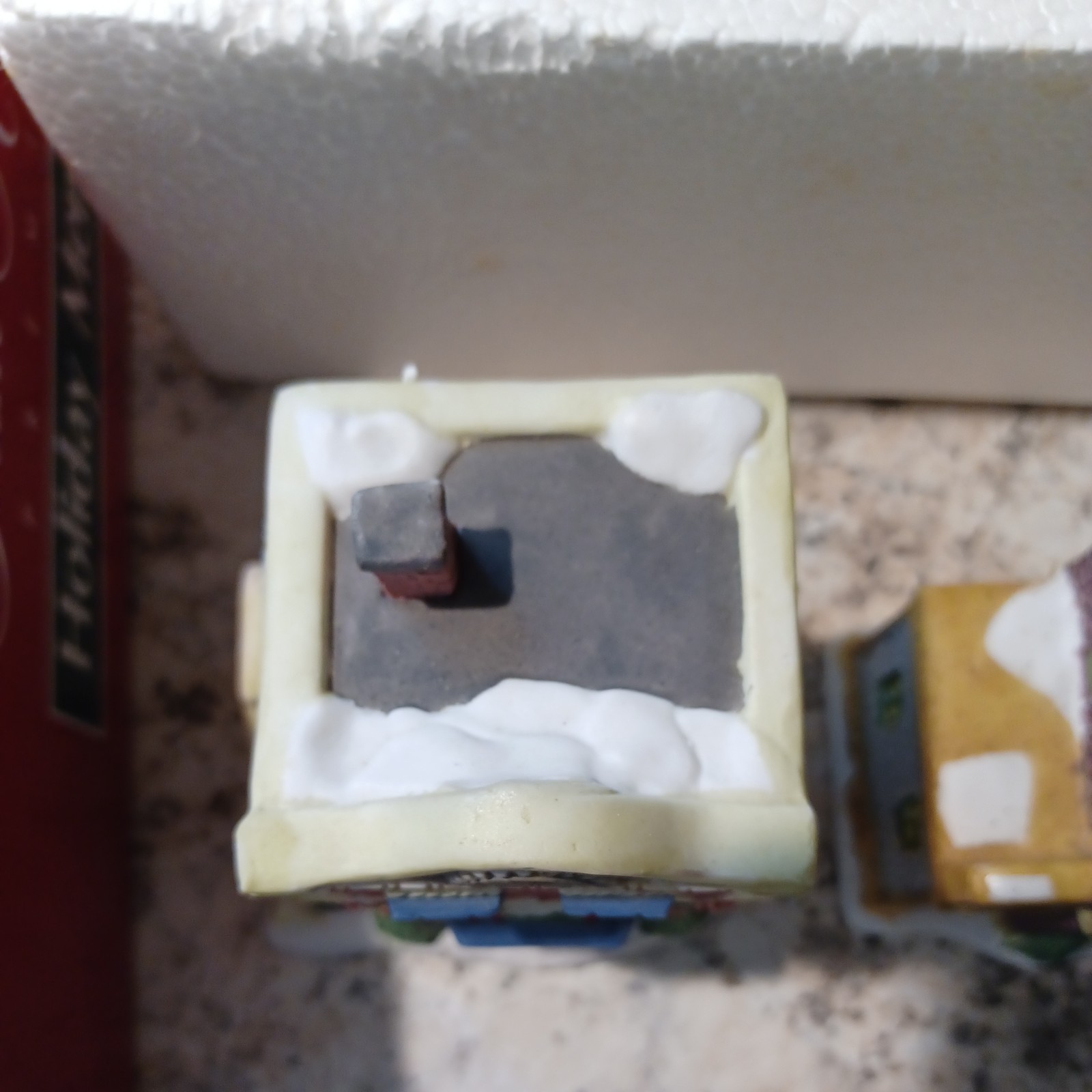 Holiday Village- TRIM A HOME- 3 lighted Buildings-post office,bank,fire station